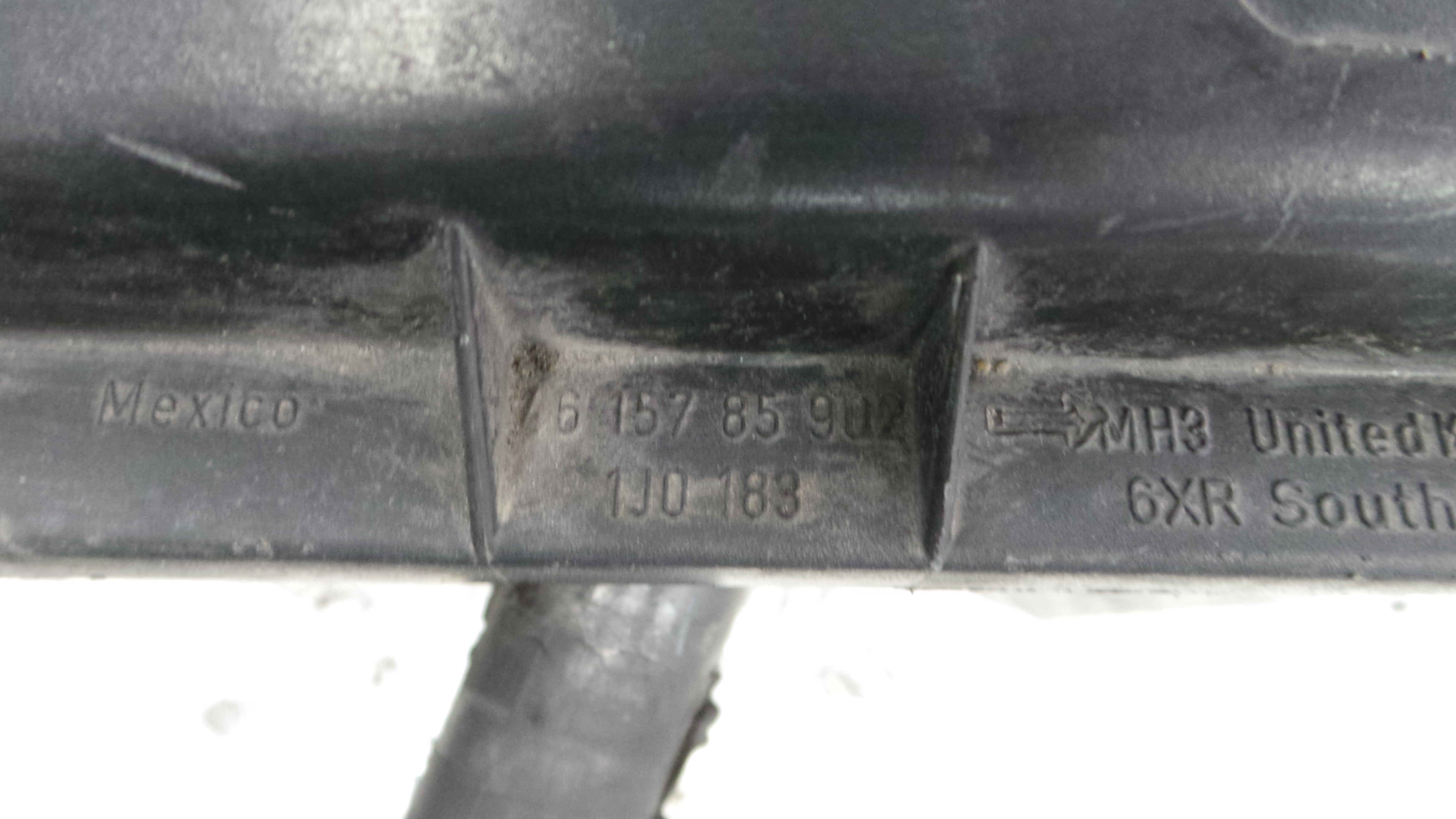 Caixa Filtro de Ar 1J0129607E - VW BORA I (1J2)-33658512