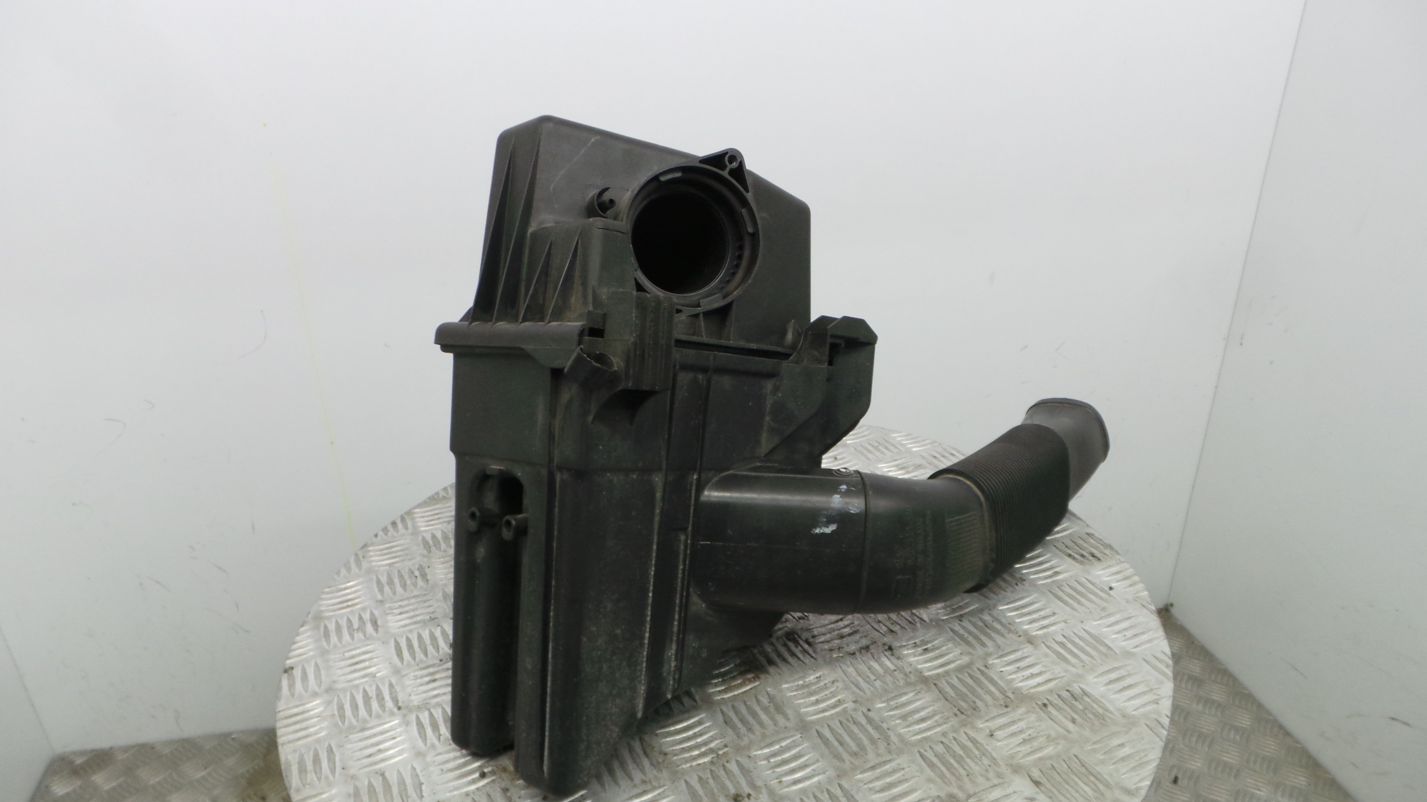 Caixa Filtro de Ar  6Q0129601AR - SEAT IBIZA IV (6J5, 6P1), IBIZA Mk IV (6J5, 6P1)-33658524