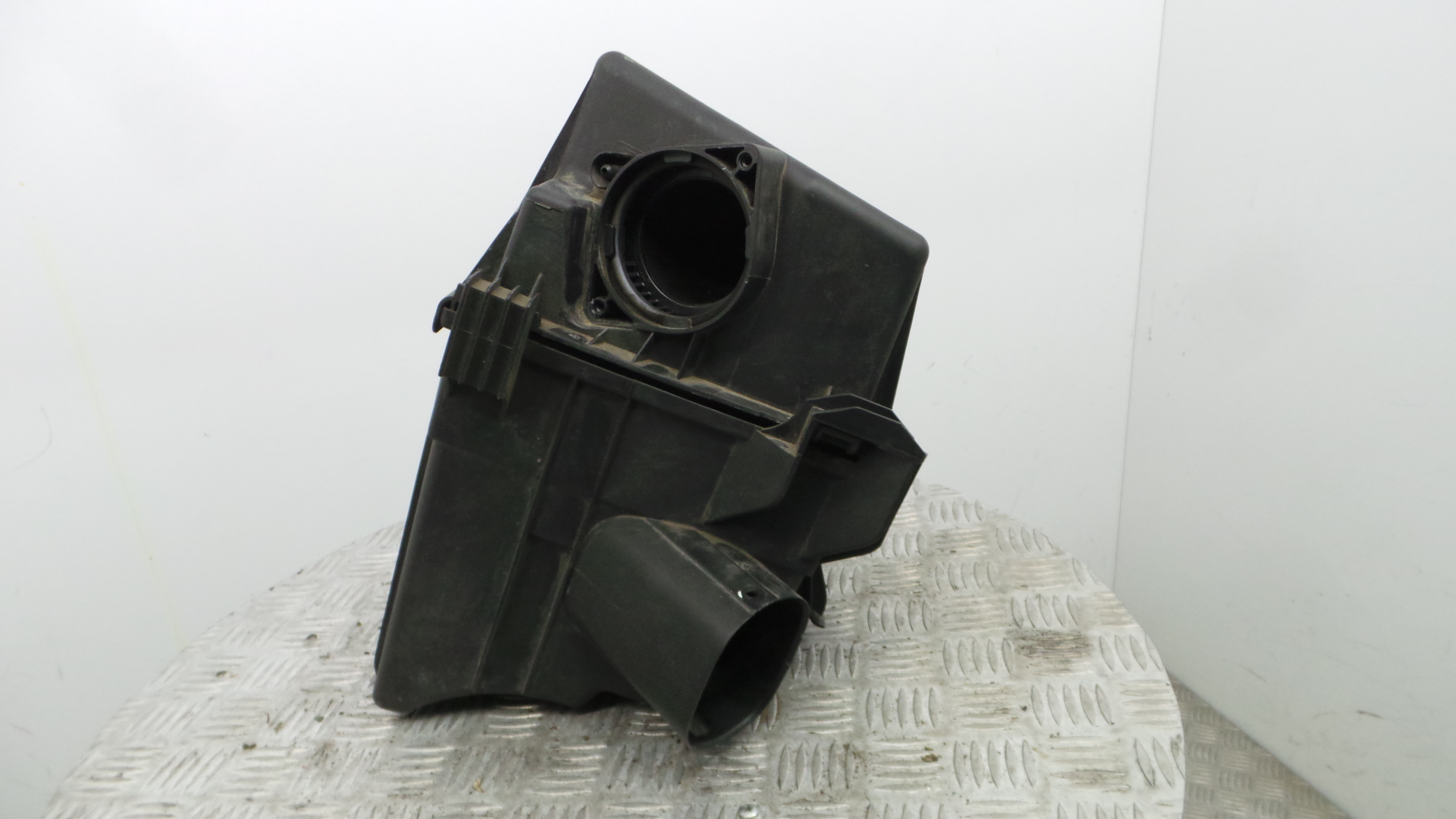 Caixa Filtro de Ar  6Q0129601AR - SEAT IBIZA IV (6J5, 6P1), IBIZA Mk IV (6J5, 6P1)-33658536