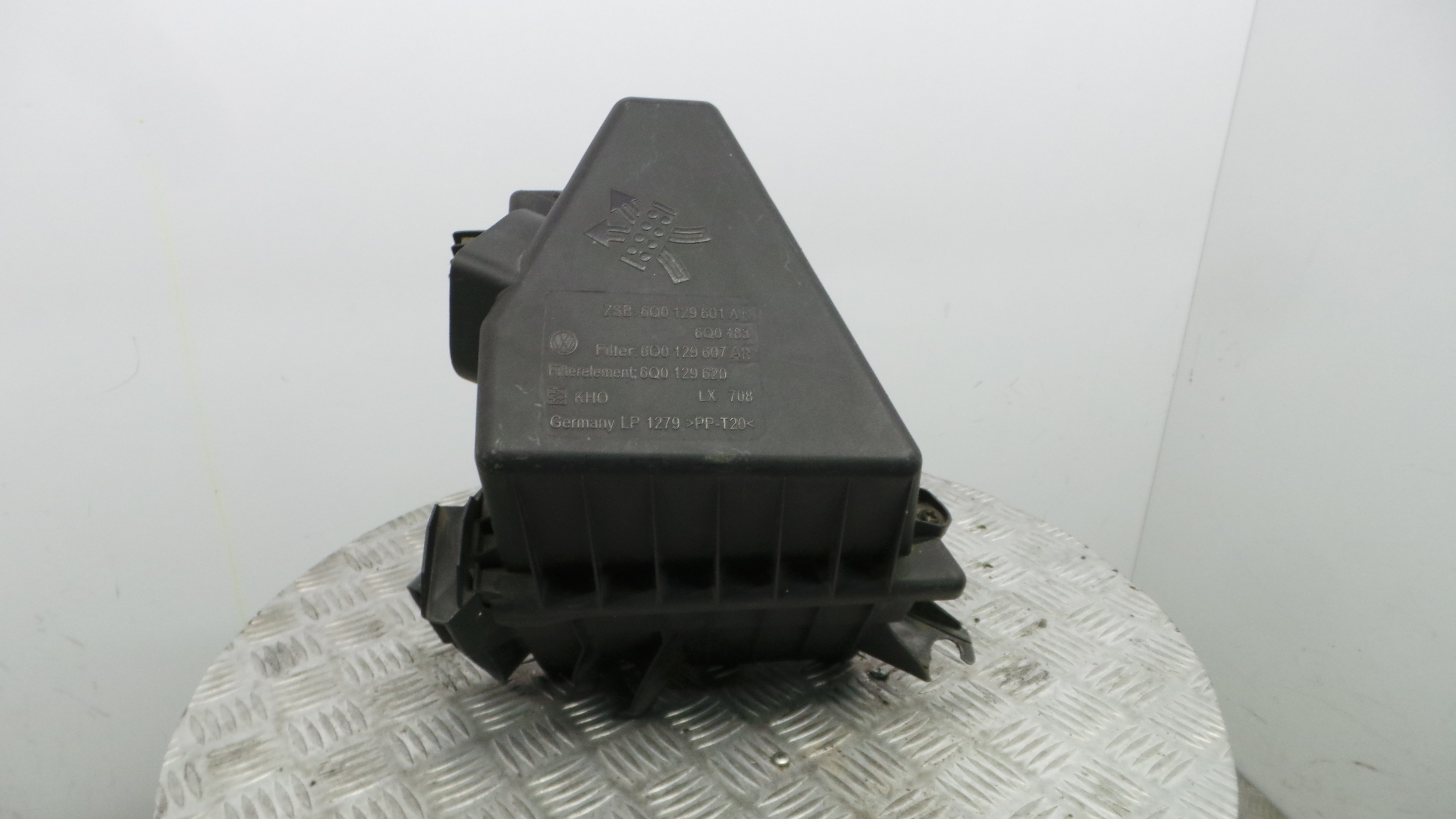 Caixa Filtro de Ar  6Q0129601AR - SEAT IBIZA III (6L1), IBIZA Mk III (6L1)-33658596