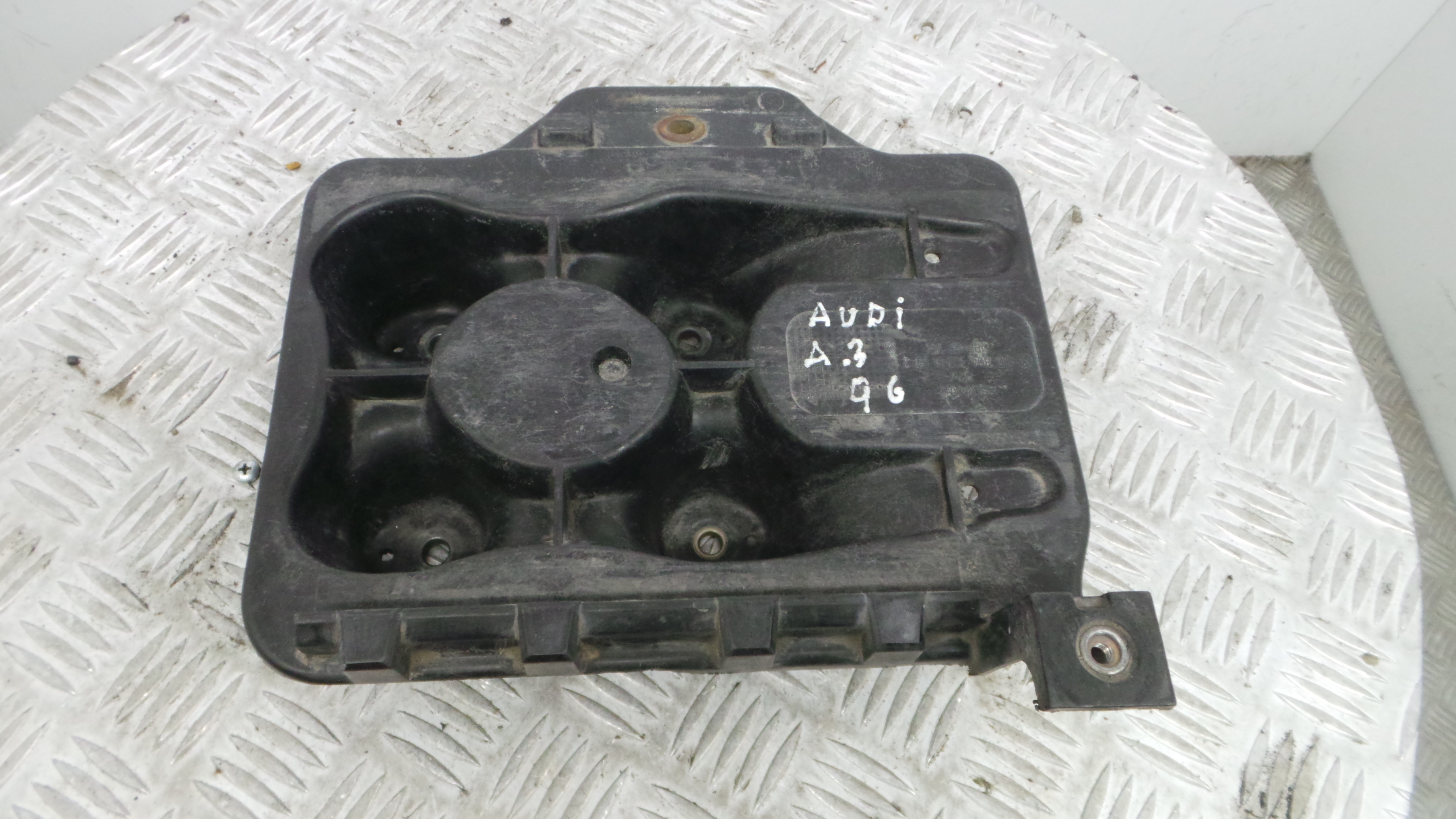Base da Bateria 1J0804373A - AUDI A3 (8L1)-33659191
