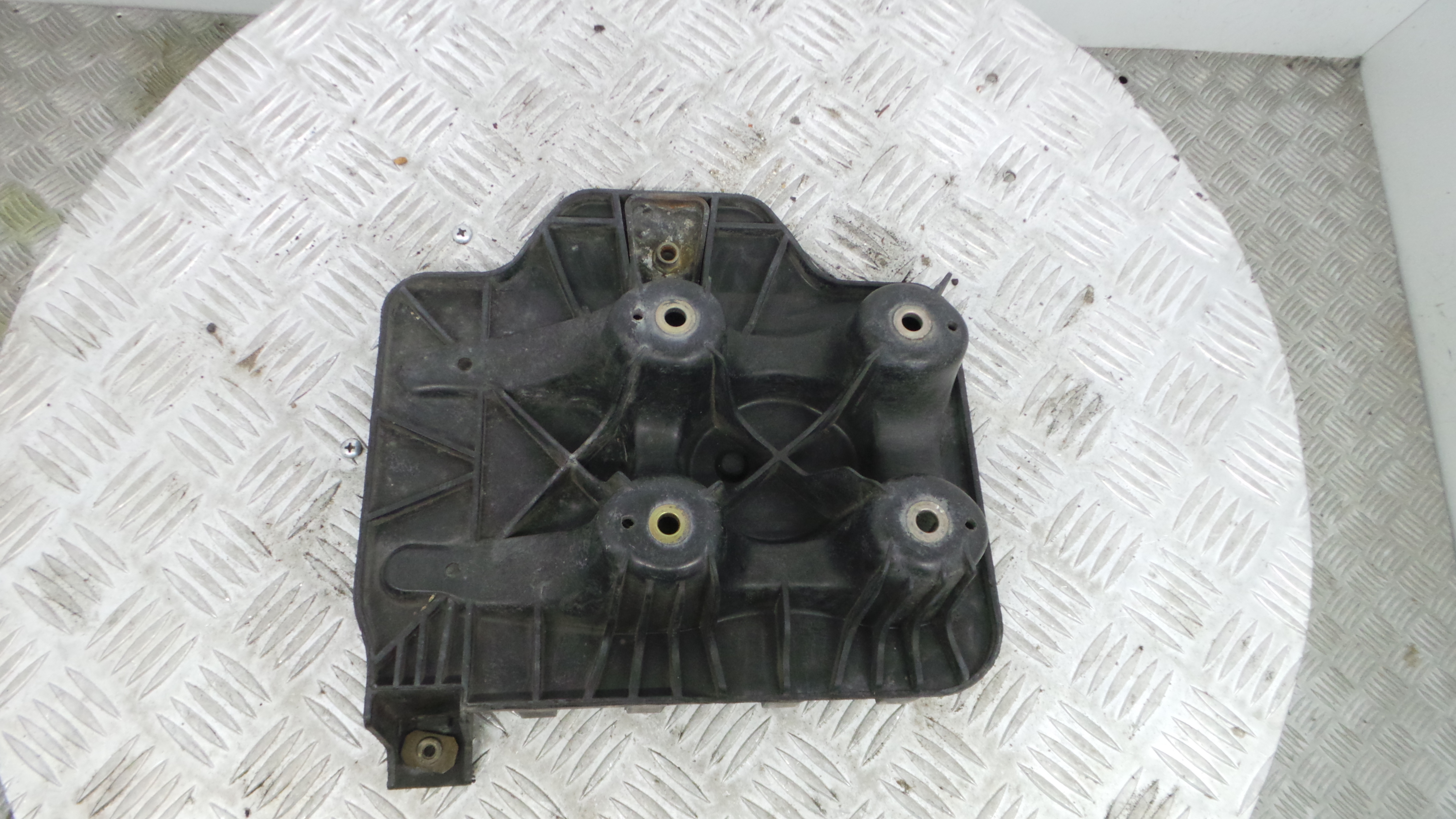 Base da Bateria 1J0804373A - AUDI A3 (8L1)-33659191