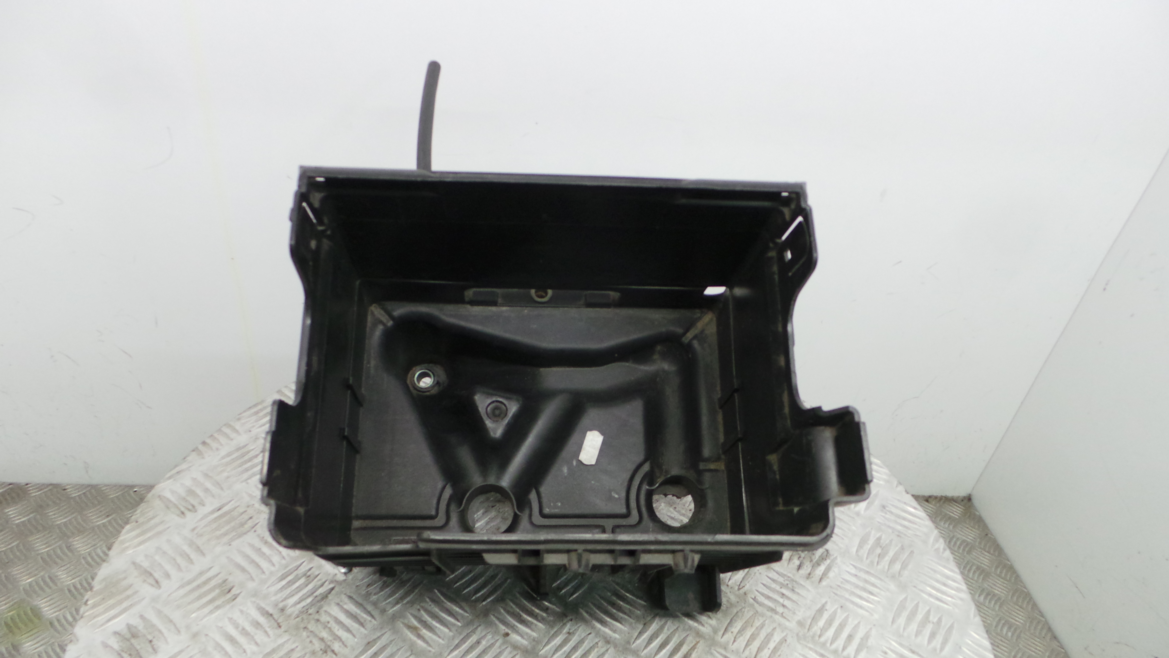 Base da Bateria 6Q0915331 - VW POLO (9N_, 9A_)-33659194