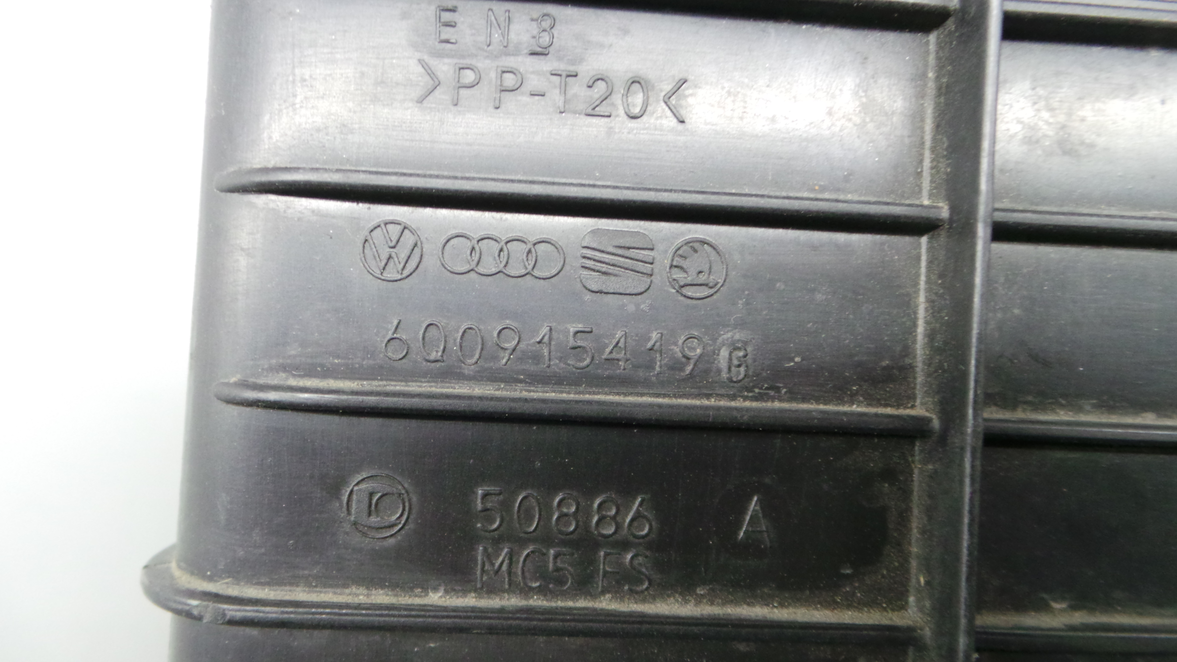 Base da Bateria 6Q0915331 - VW POLO (9N_, 9A_)-33659194