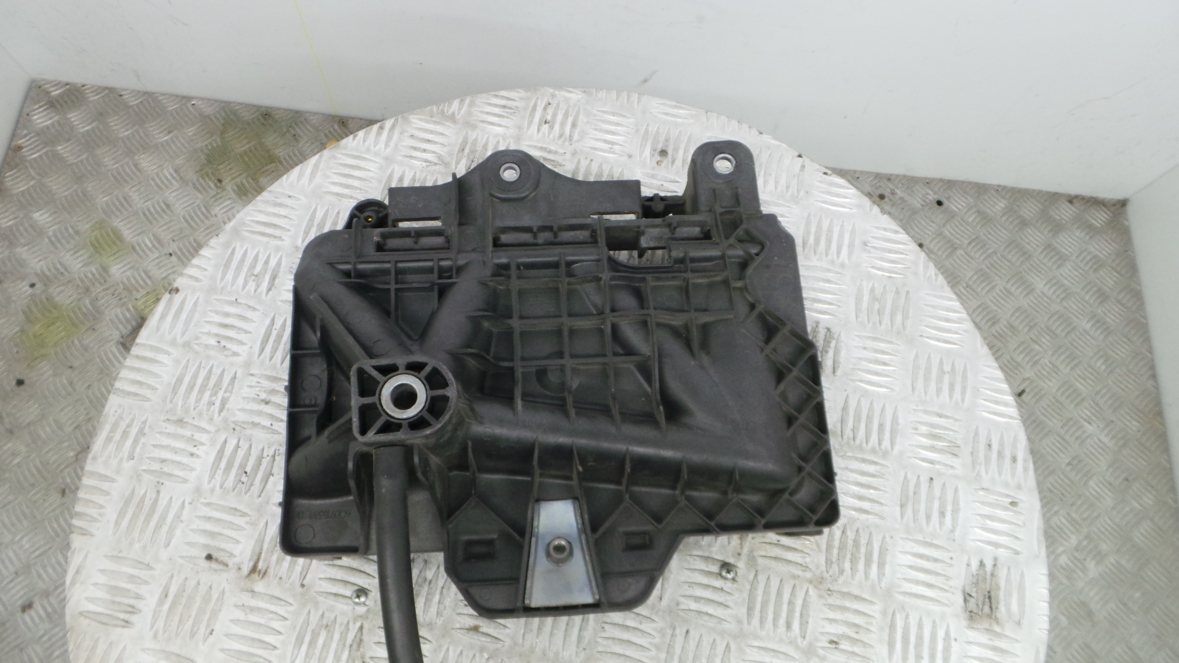 Base da Bateria 6Q0915331D - SEAT IBIZA IV (6J5, 6P1), IBIZA Mk IV (6J5, 6P1)-33659205