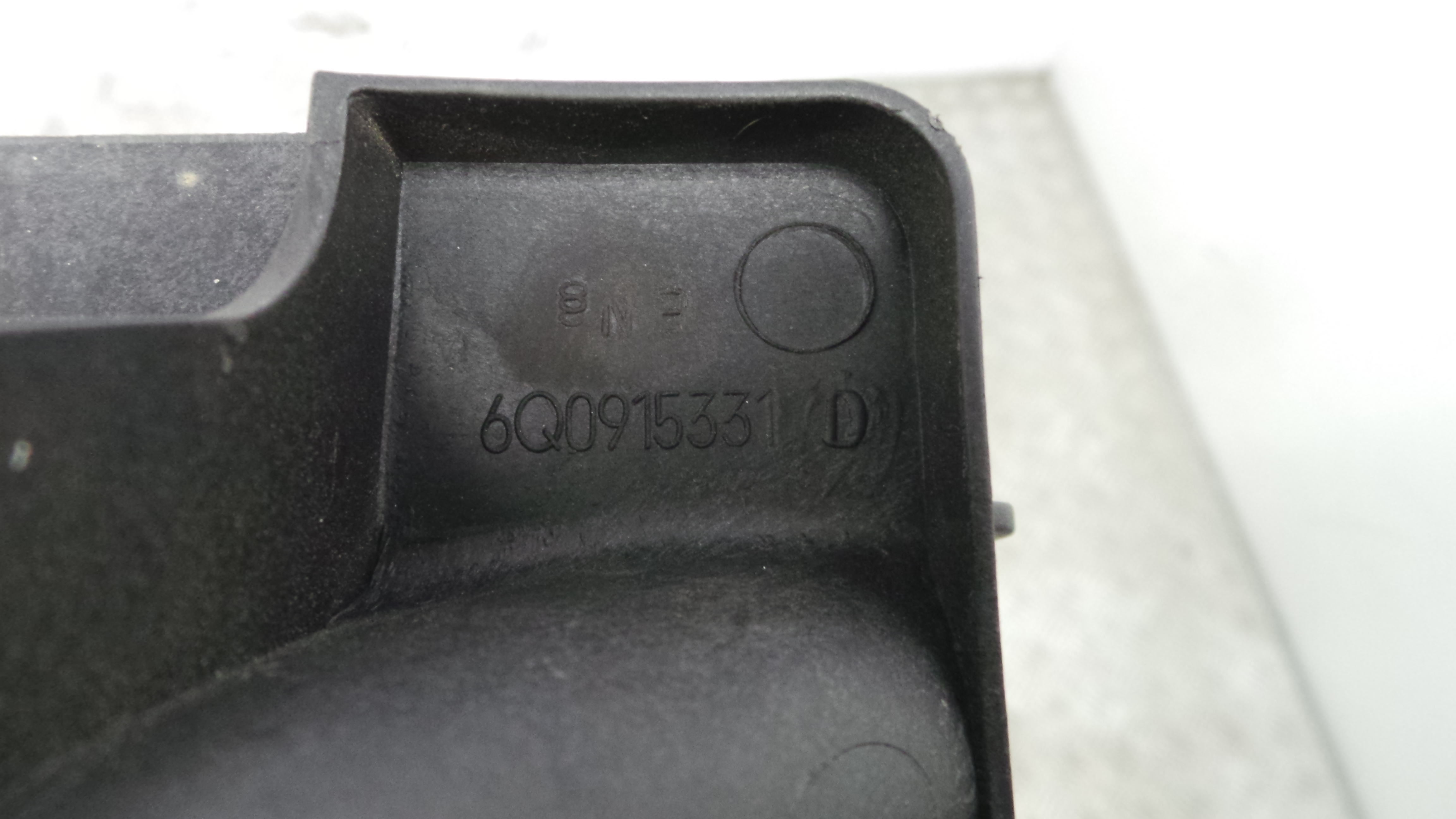 Base da Bateria 6Q0915331D - SEAT IBIZA IV (6J5, 6P1), IBIZA Mk IV (6J5, 6P1)-33659205