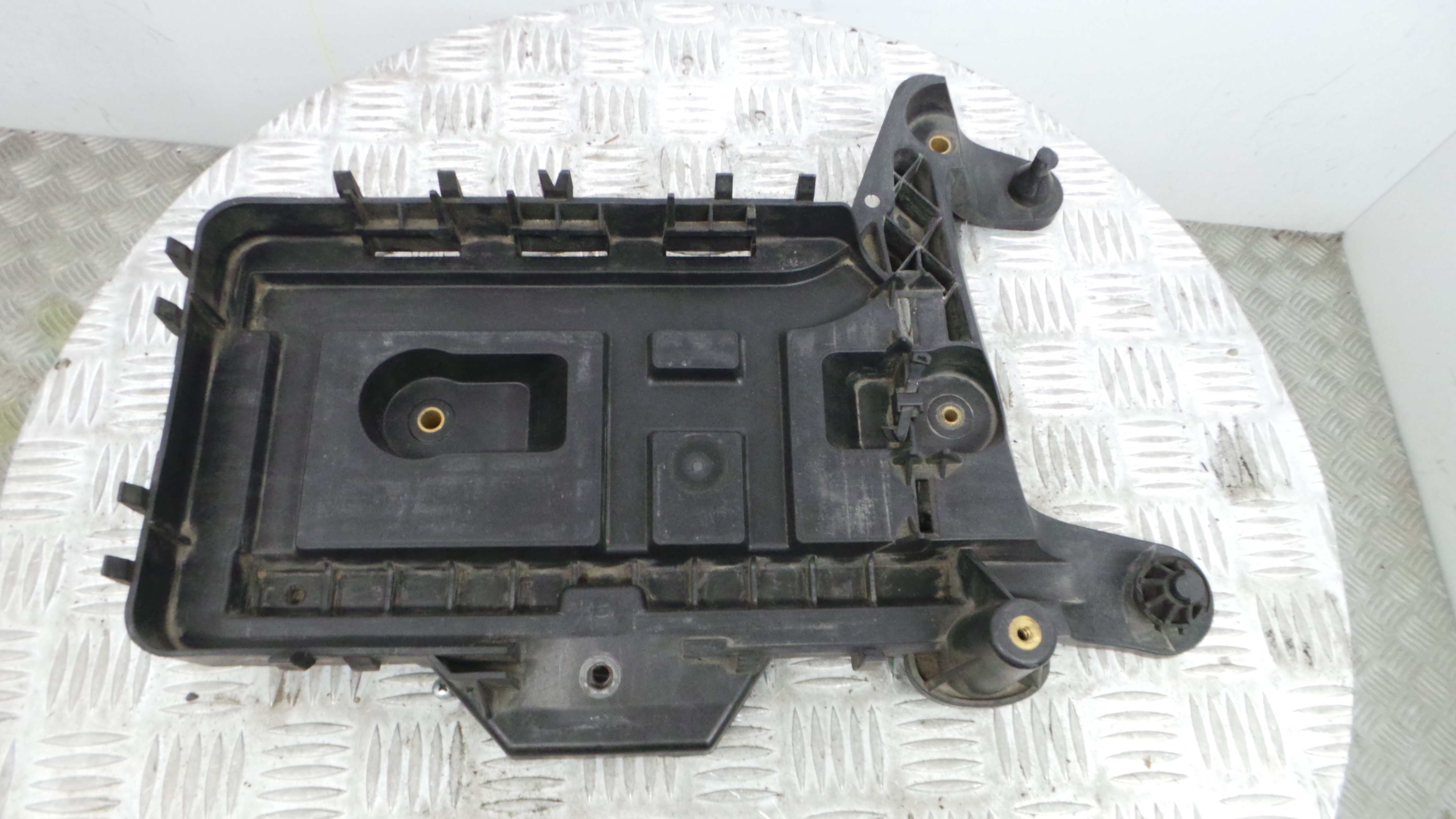 Base da Bateria 1K0915333C - VW GOLF V (1K1)-33659214