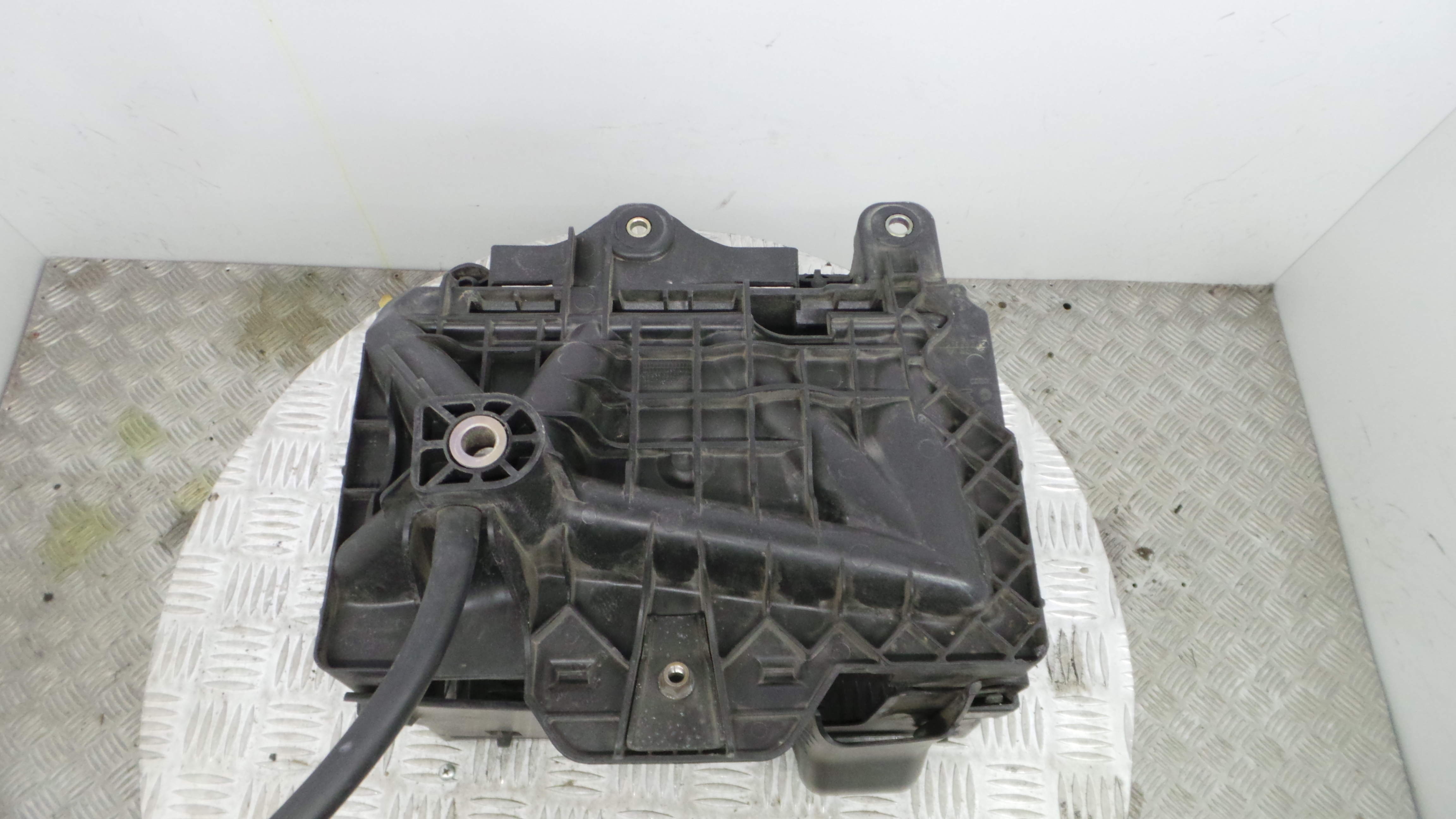 Base da Bateria 6Q0915331D - VW POLO (9N_, 9A_)-33659217