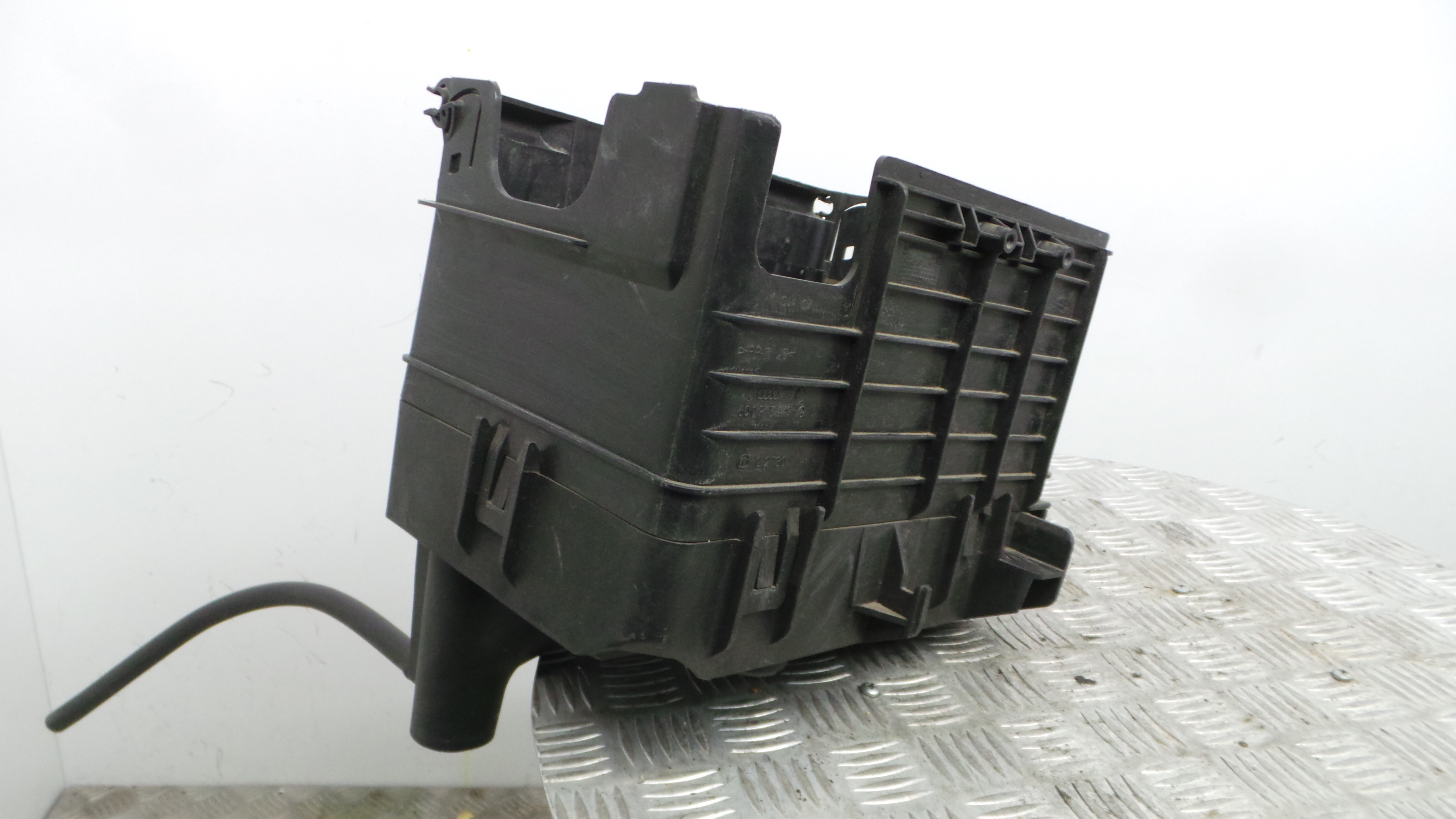 Base da Bateria 6Q0915331 - VW POLO (9N_, 9A_)-33659222