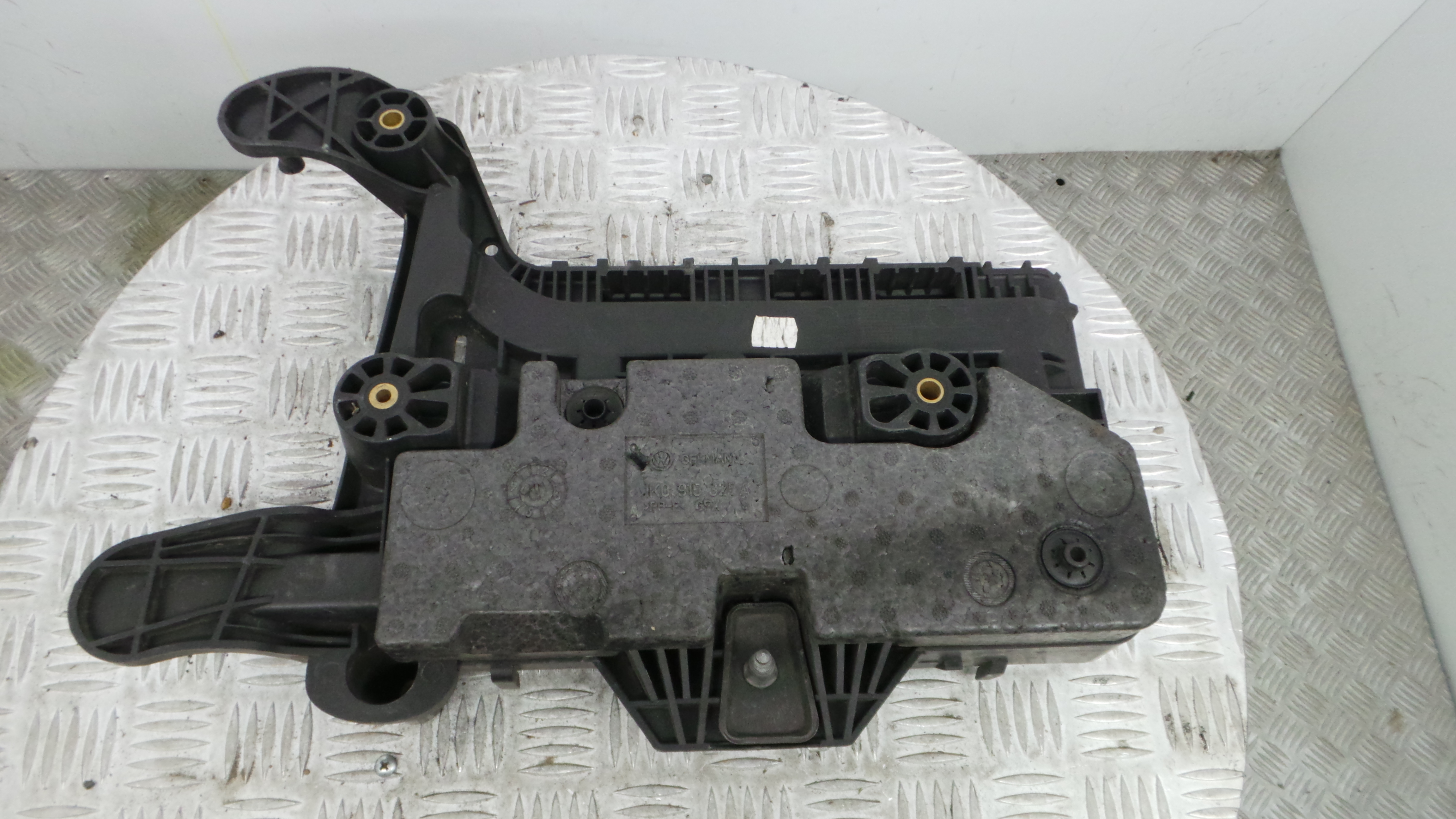 Base da Bateria 1K0915333H - VW PASSAT B6 (3C2)-33659249