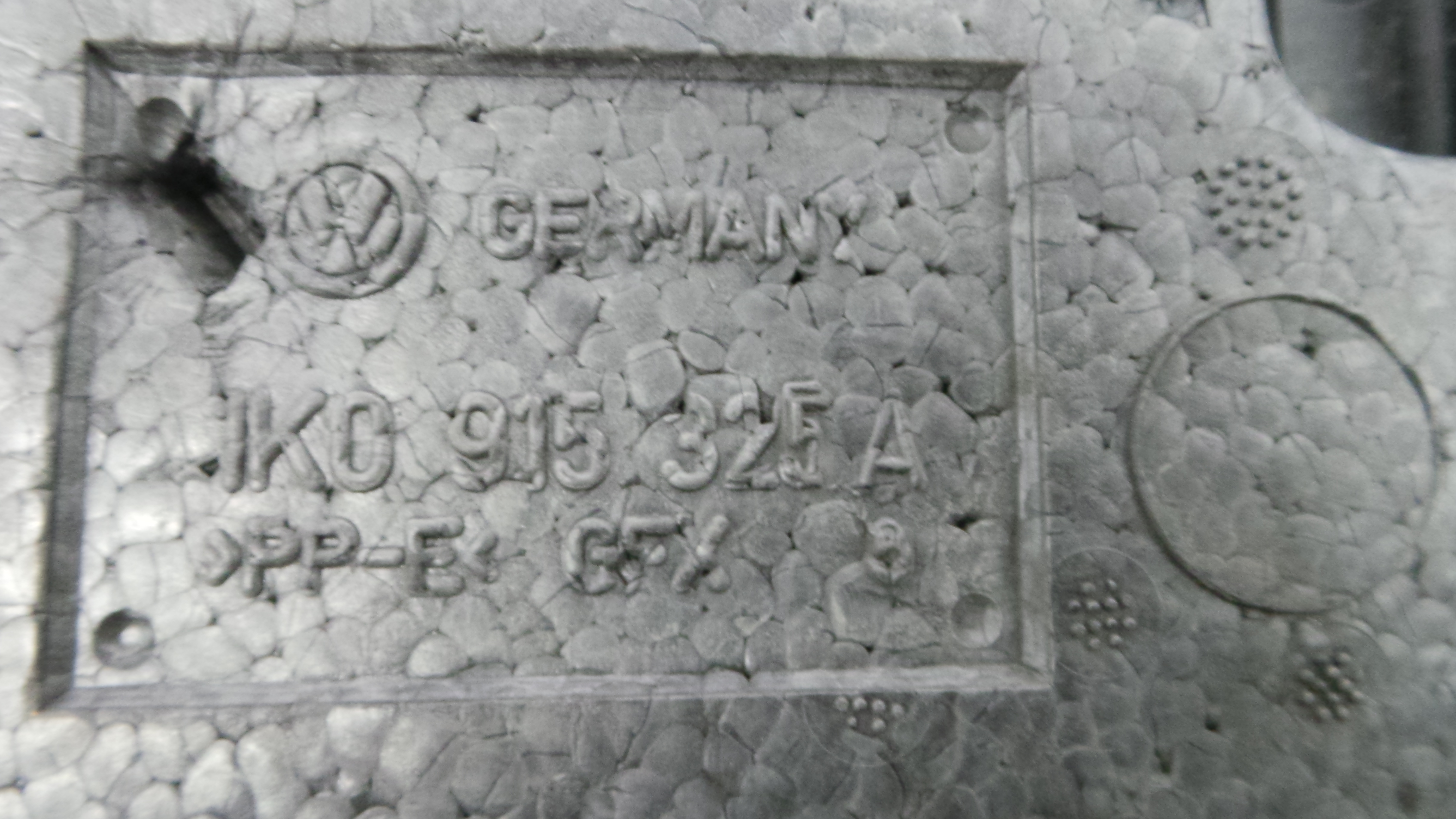 Base da Bateria 1K0915333H - VW PASSAT B6 (3C2)-33659249