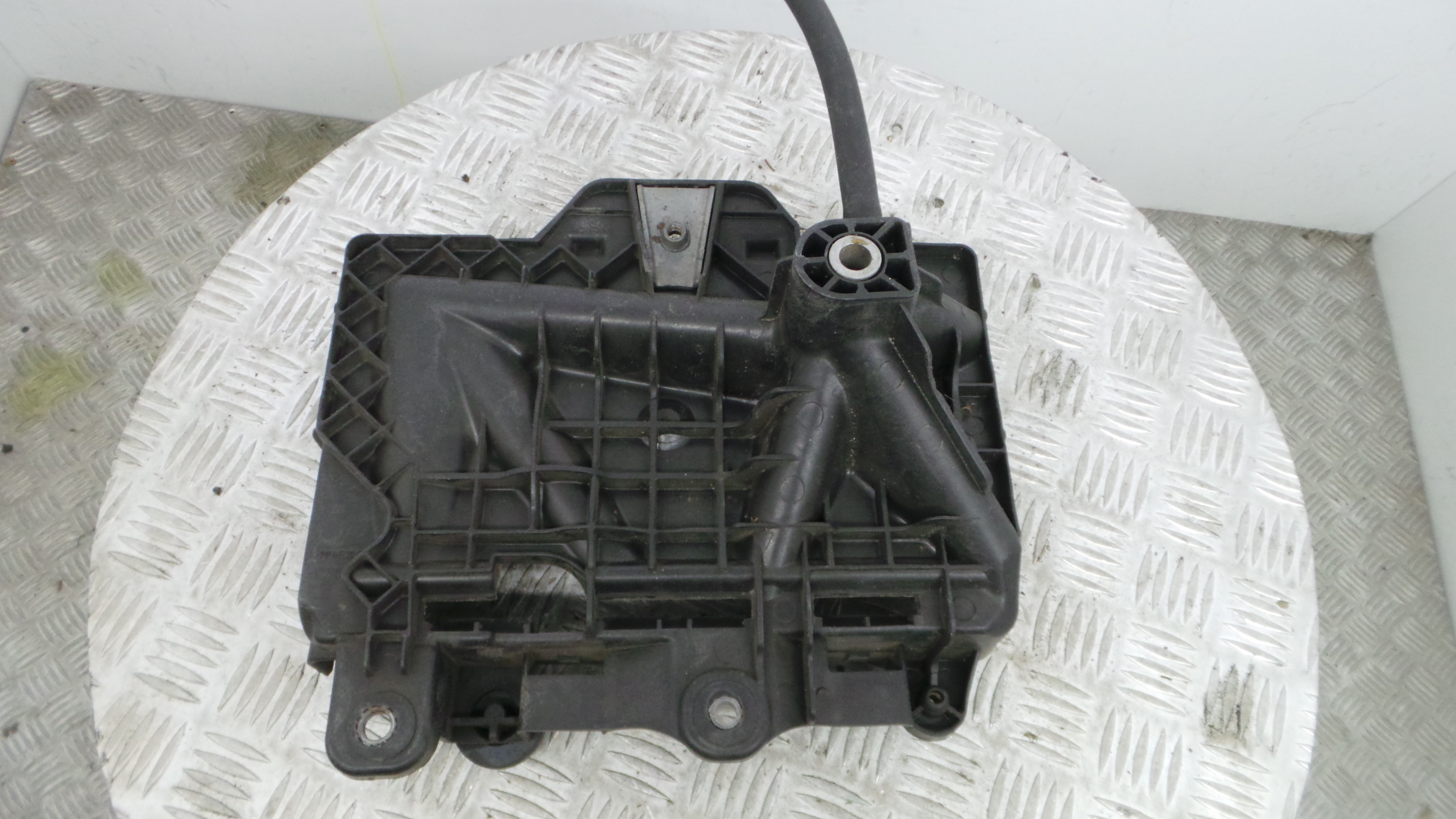 Base da Bateria 6Q0915331D - SEAT IBIZA IV (6J5, 6P1), IBIZA Mk IV (6J5, 6P1)-33659253