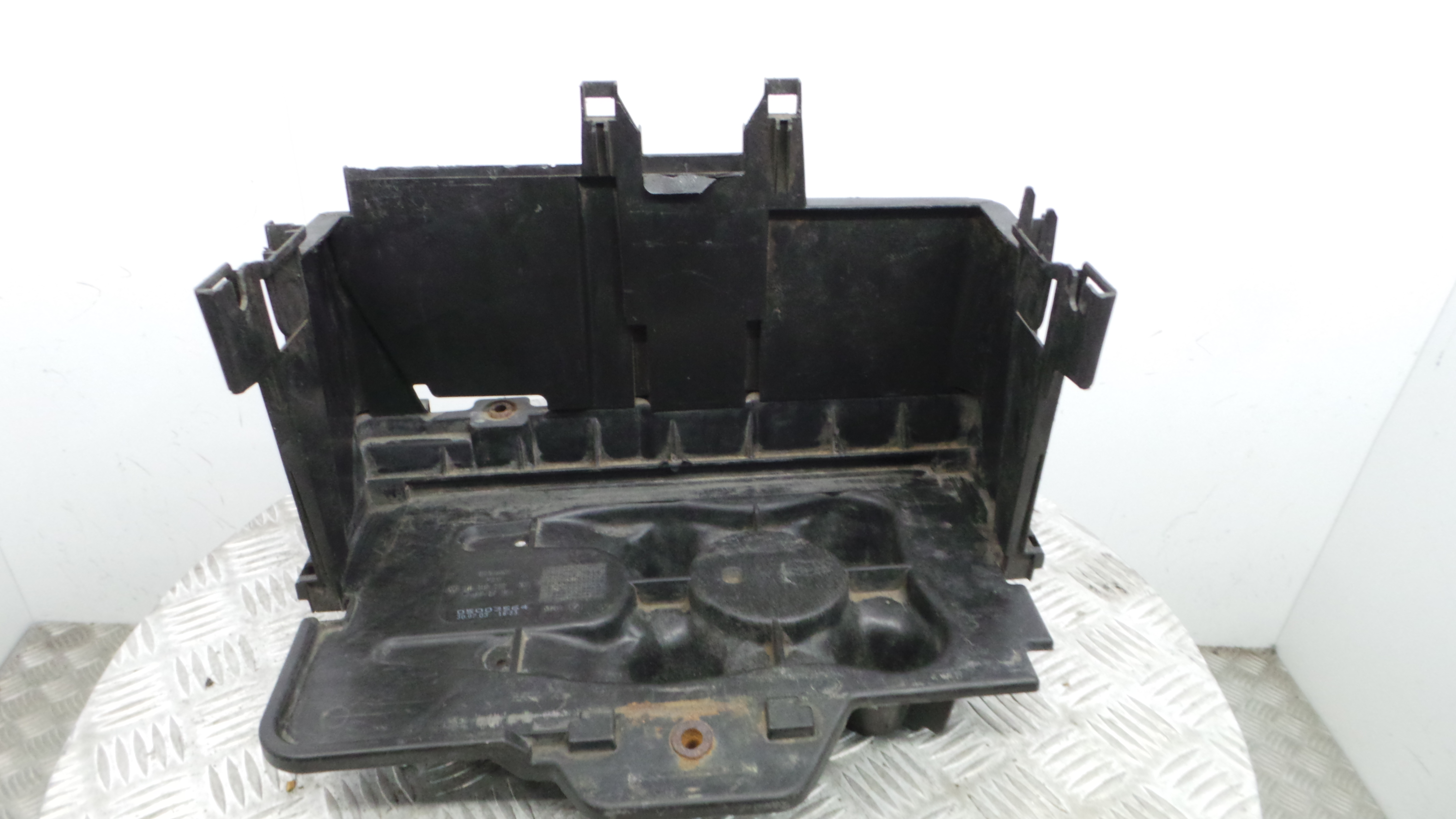 Base da Bateria 1J0915333 - AUDI A3 (8L1)-33659263 Base da Bateria 1J0915333 - AUDI A3 (8L1)-33659263