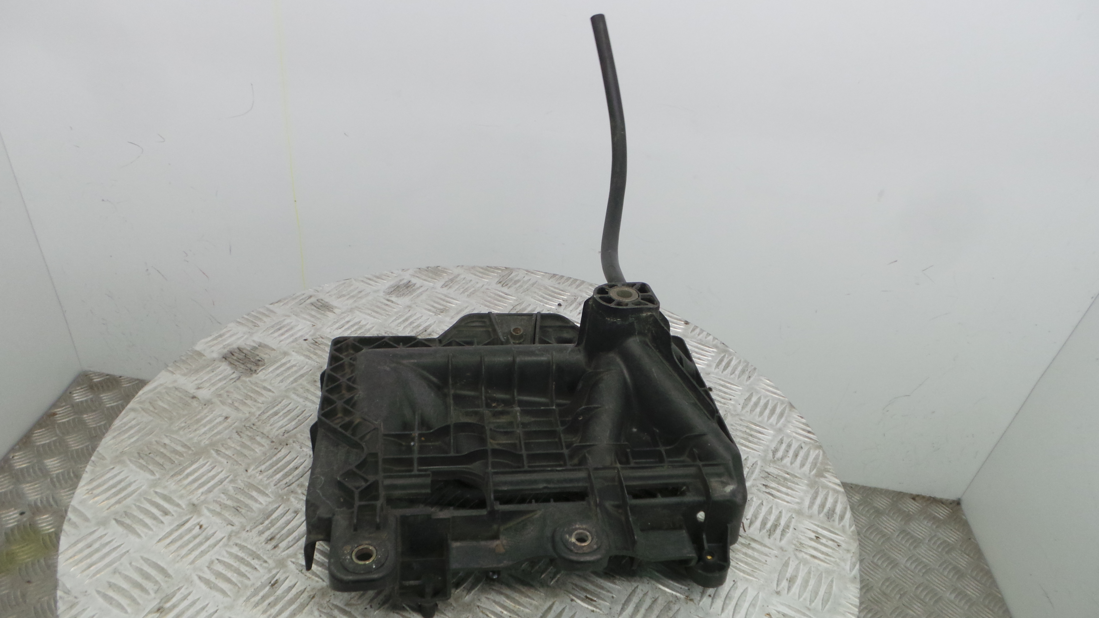 Base da Bateria 6Q0915331D - VW POLO (9N_, 9A_)-33659267