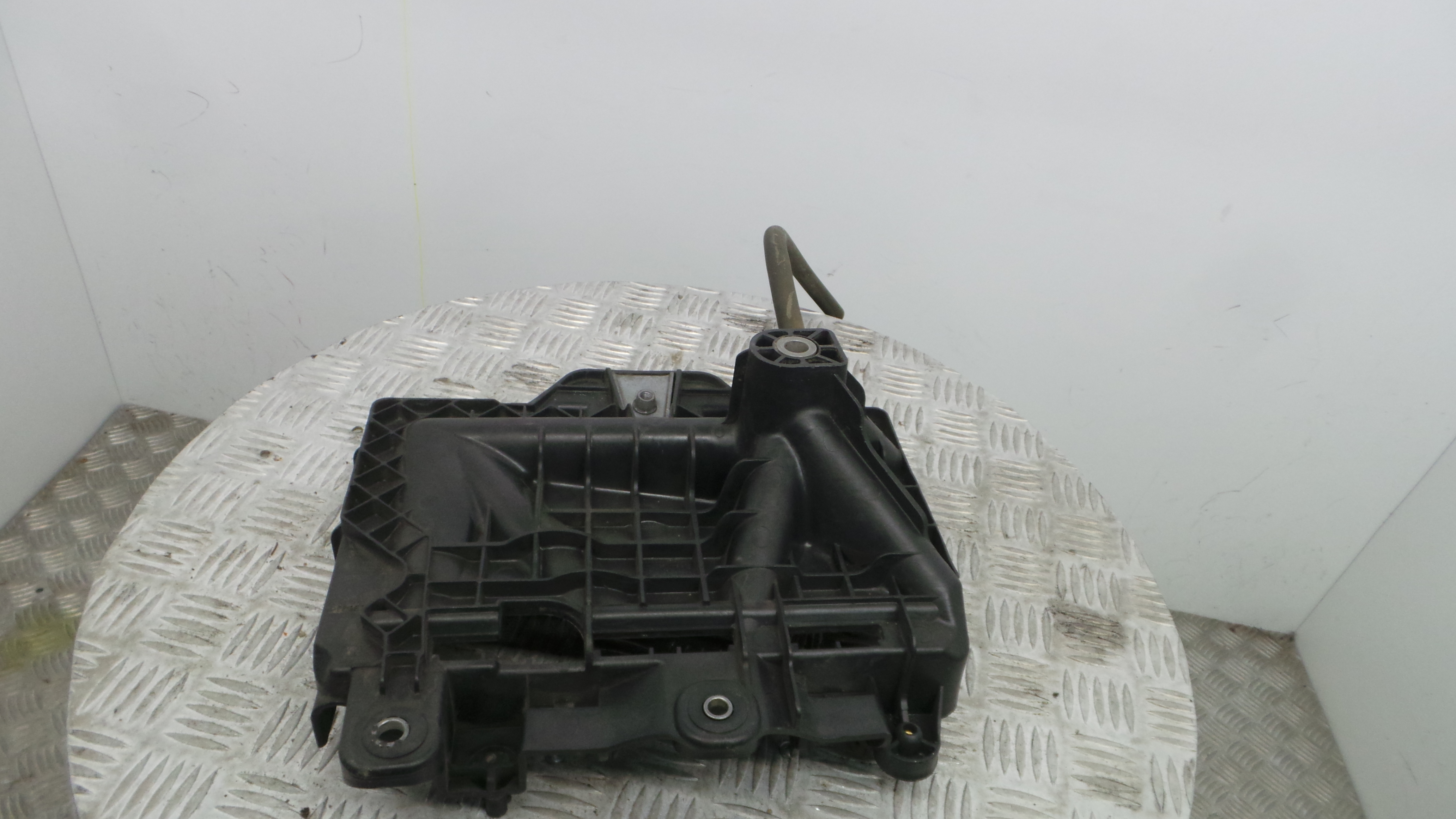 Base da Bateria 6Q0915331D - VW POLO (9N_, 9A_)-33659282