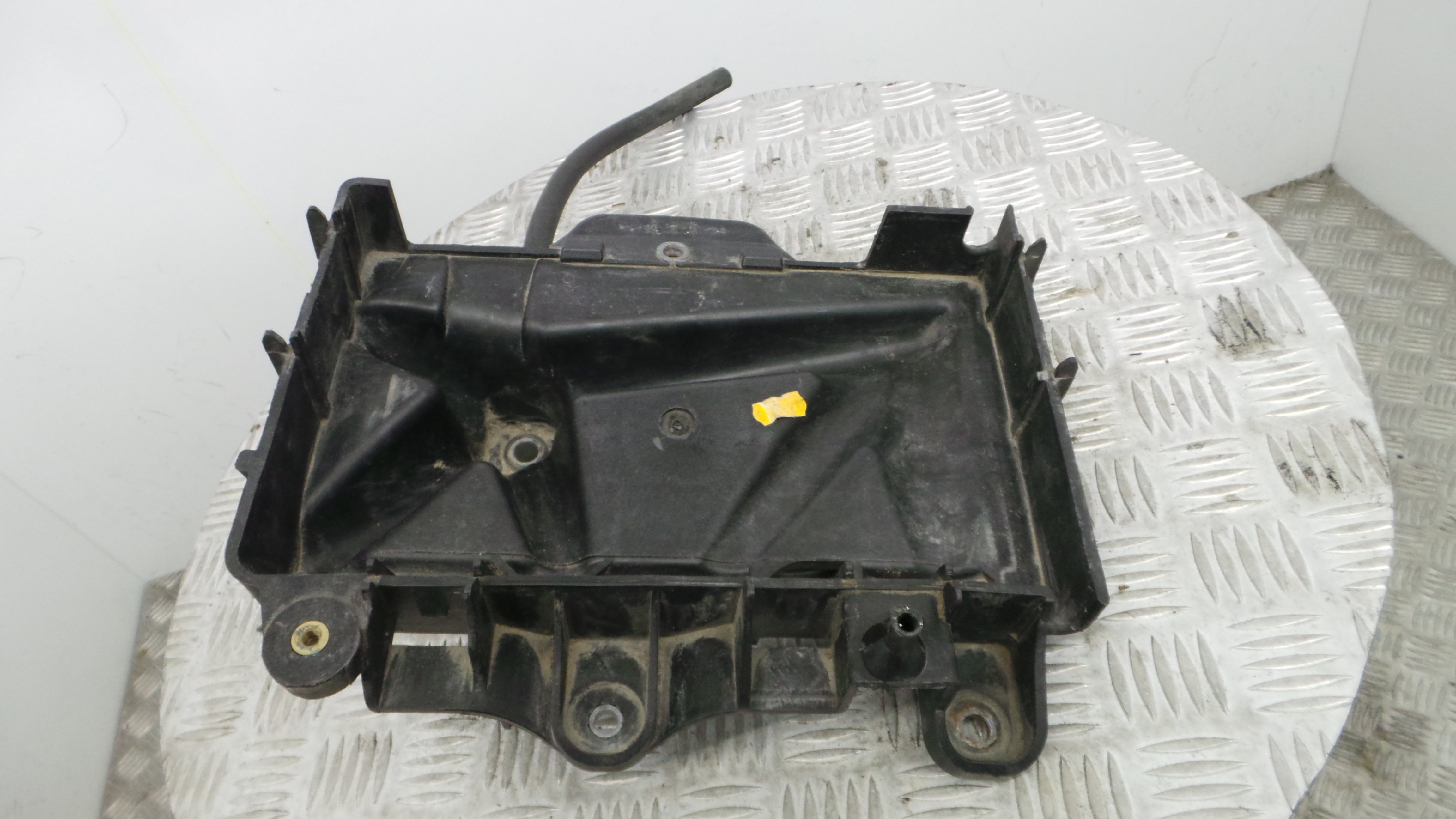 Base da Bateria 6Q0915331D - SEAT IBIZA IV (6J5, 6P1), IBIZA Mk IV (6J5, 6P1)-33659285