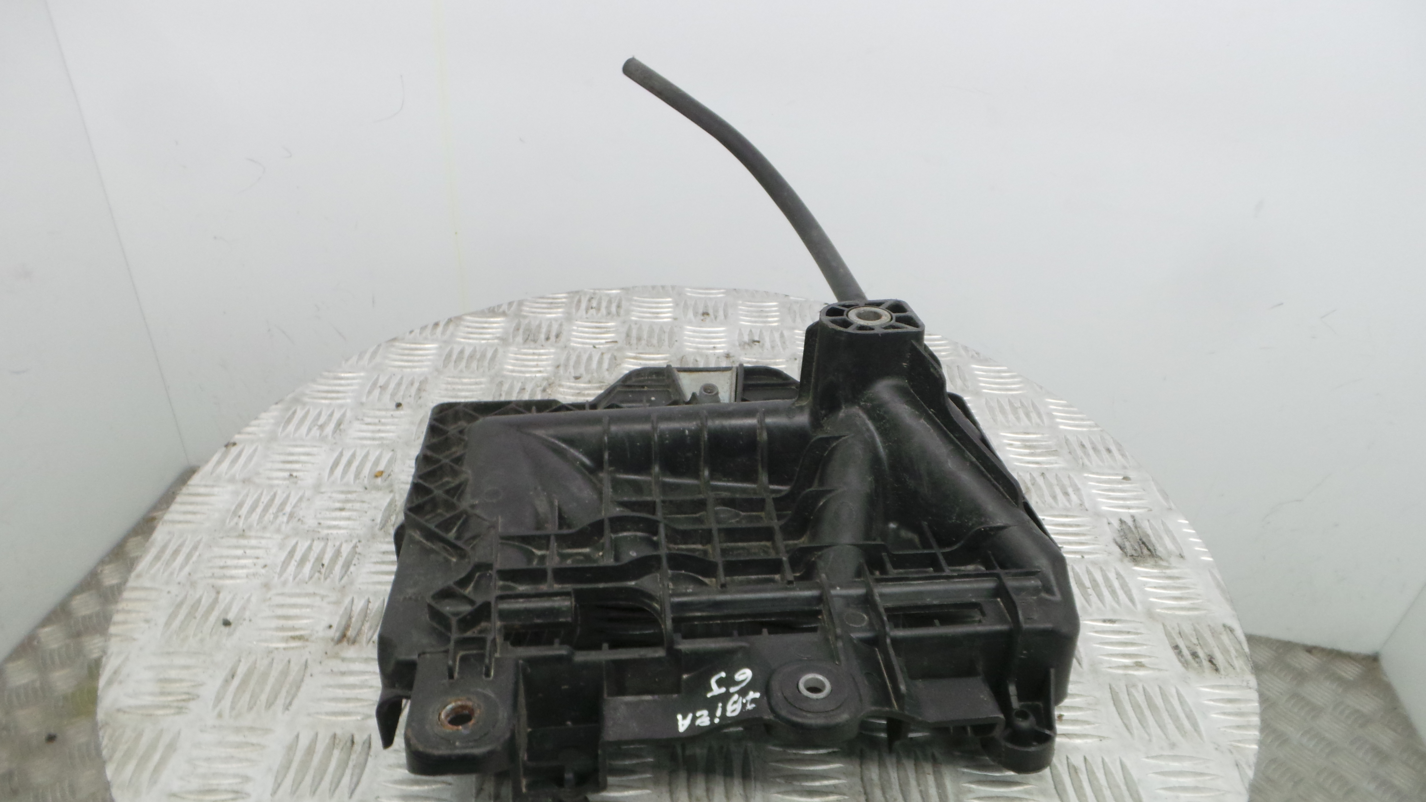 Base da Bateria 6Q0915331D - SEAT IBIZA IV (6J5, 6P1), IBIZA Mk IV (6J5, 6P1)-33659285