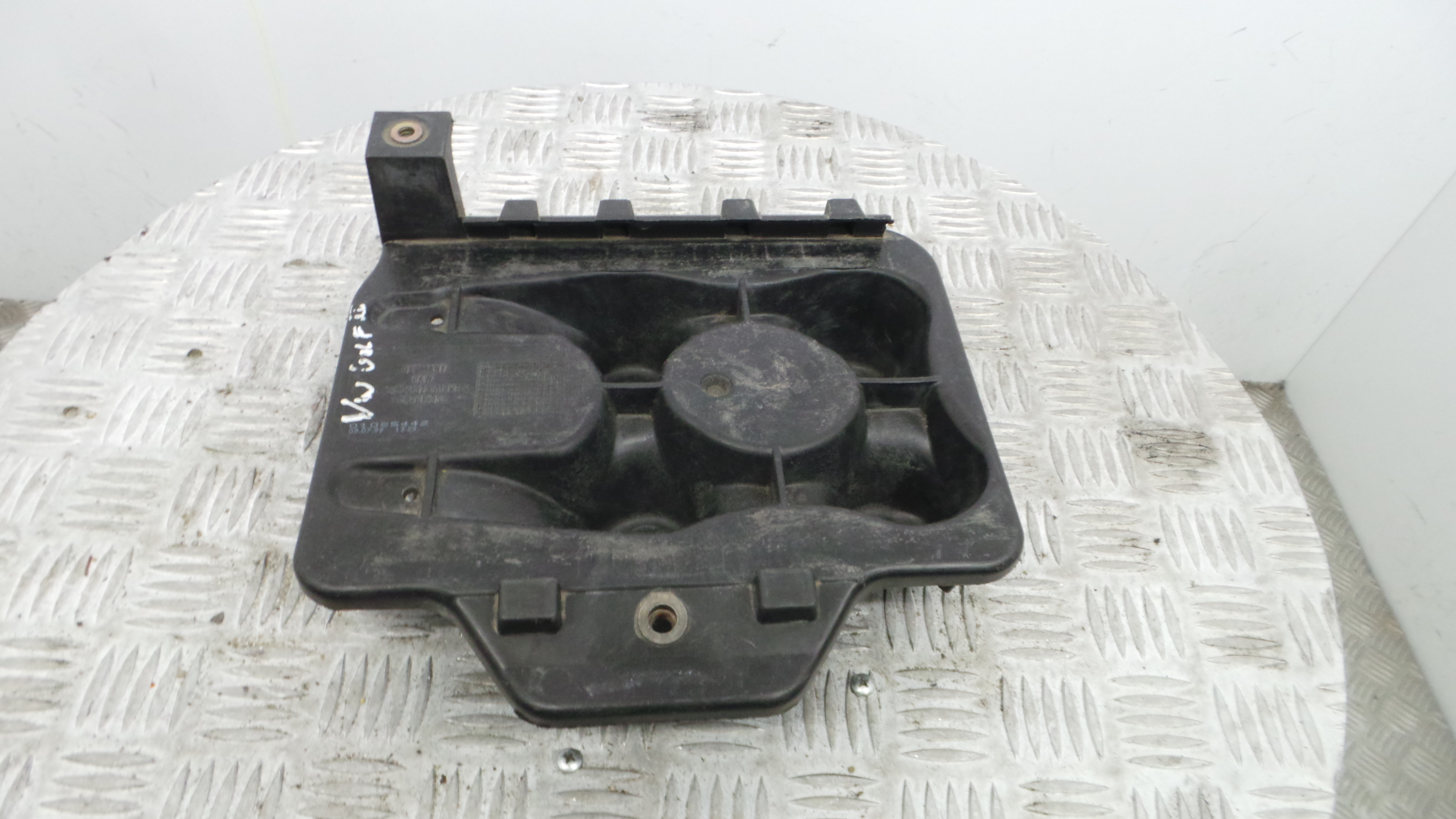 Base da Bateria 1J0804373A - VW GOLF IV (1J1), GOLF Mk IV (1J1)-33659294