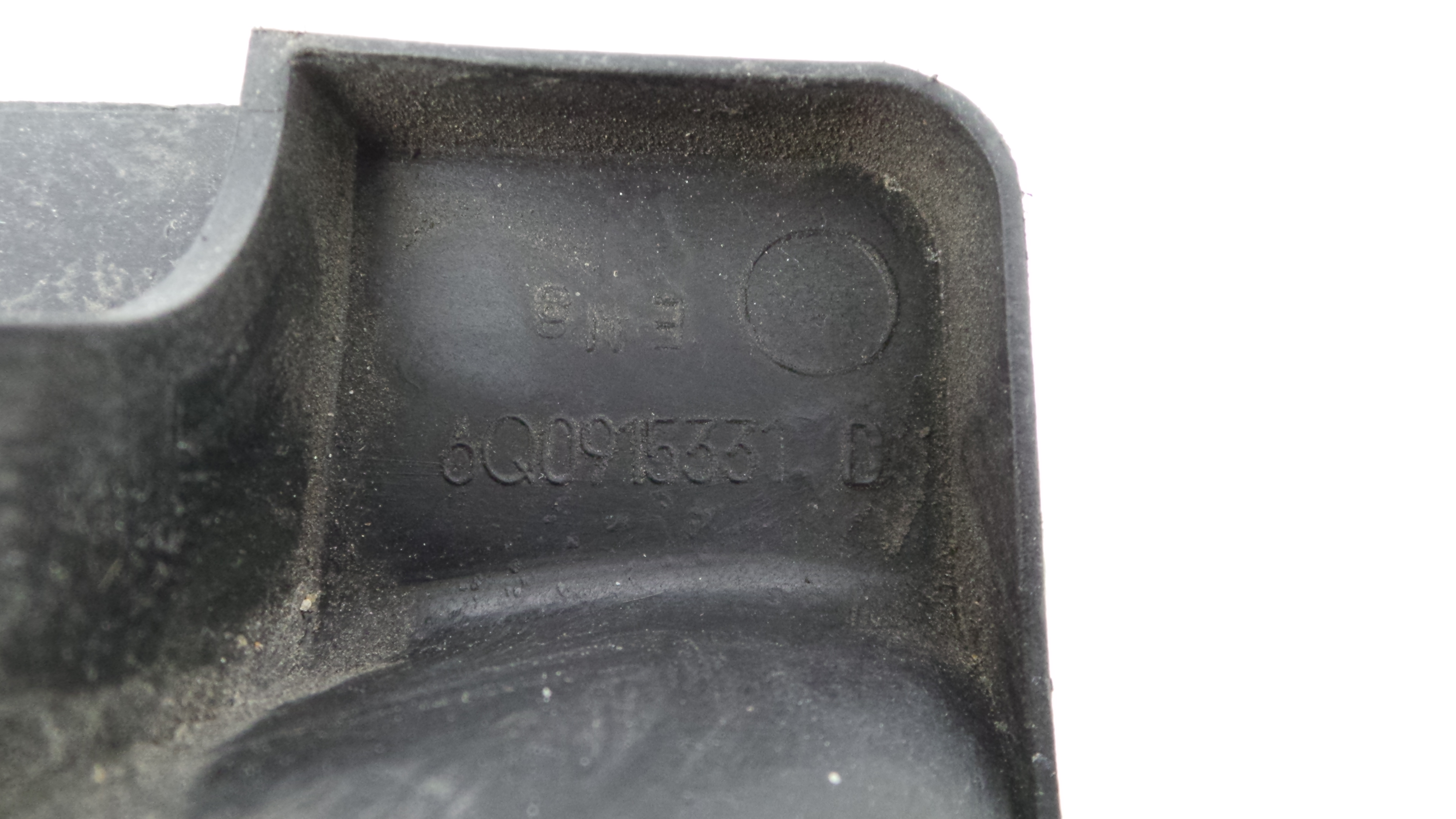 Base da Bateria 6Q0915331D - SEAT IBIZA III (6L1), IBIZA Mk III (6L1)-33659312