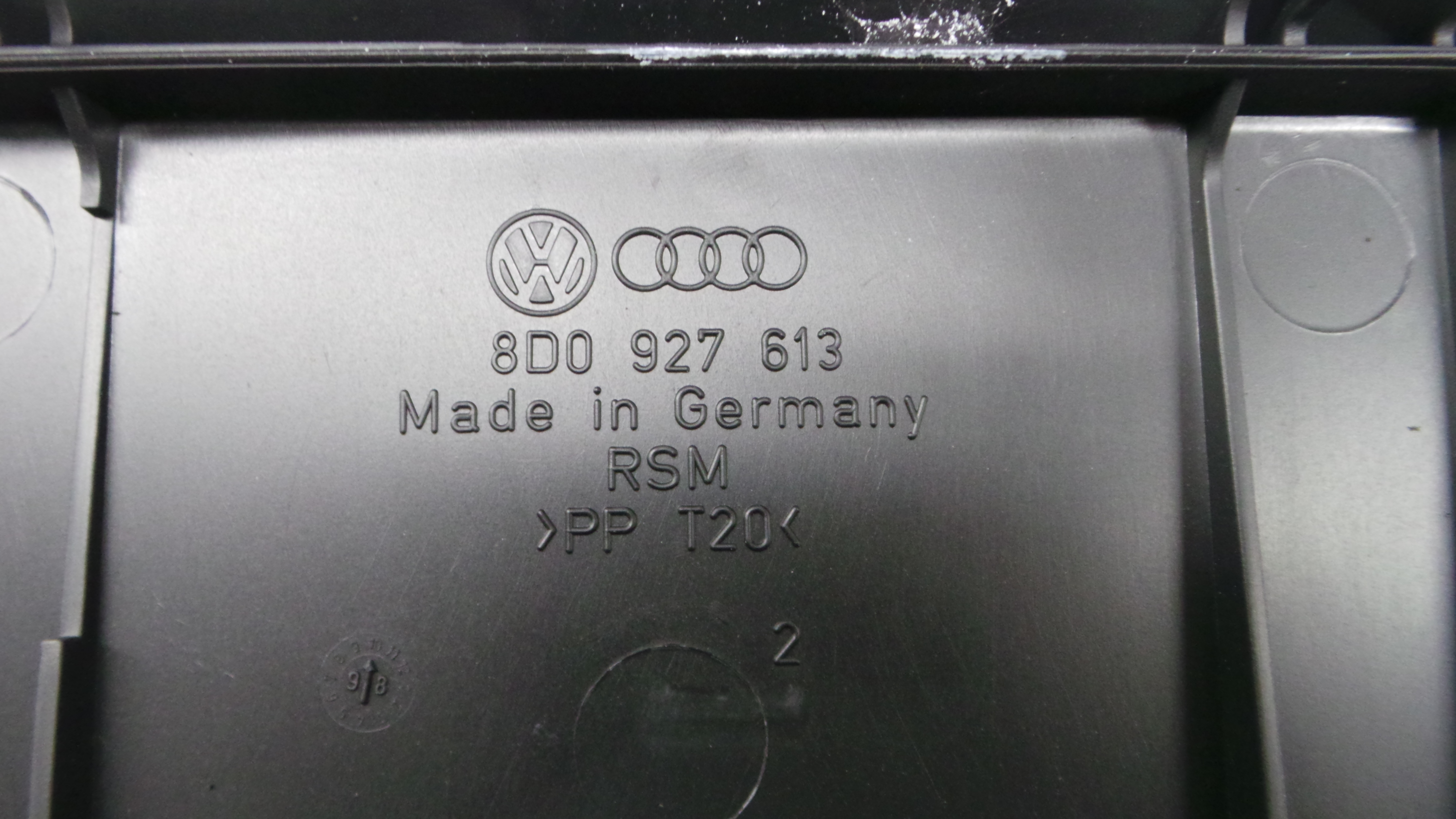 Caixa de Fusiveis 8D0927355A - AUDI A6 C5 (4B2)-34029221