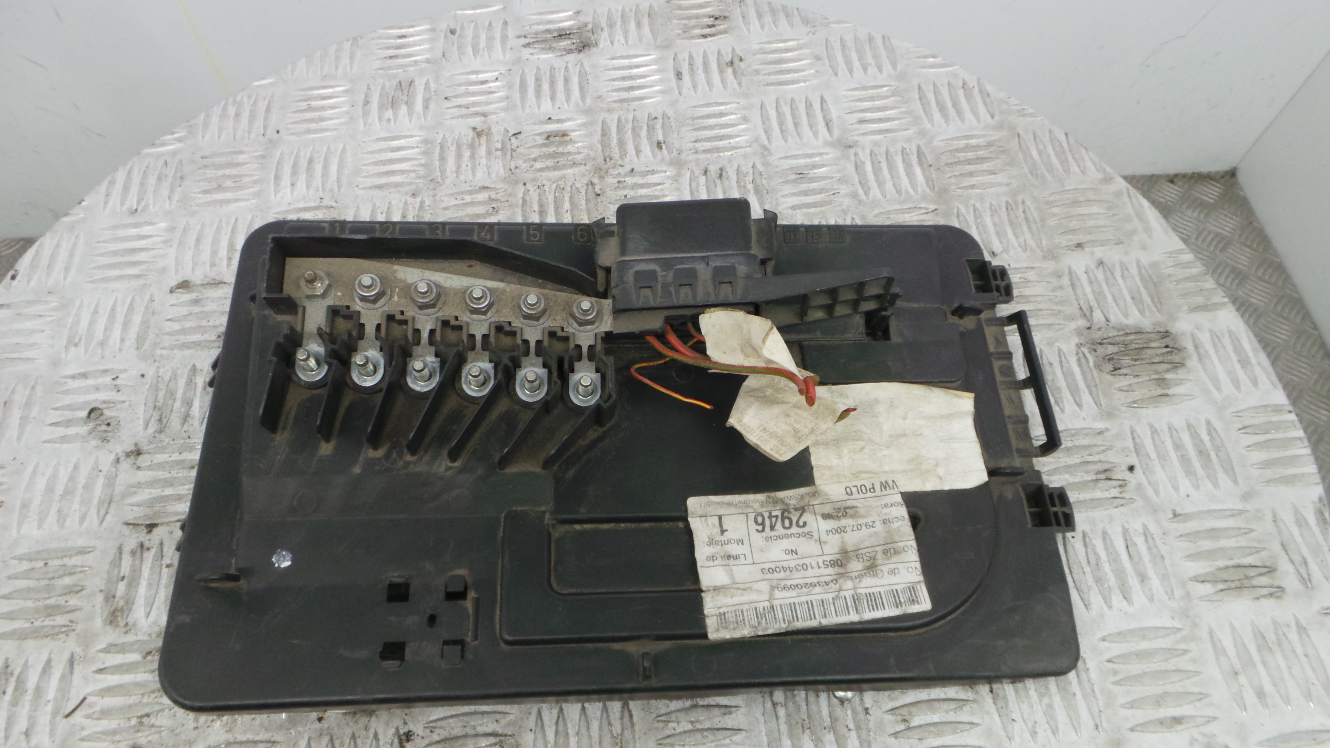 Tampa da Caixa dos Fusíveis 6Q0937550G - VW POLO (6N2)-34030735