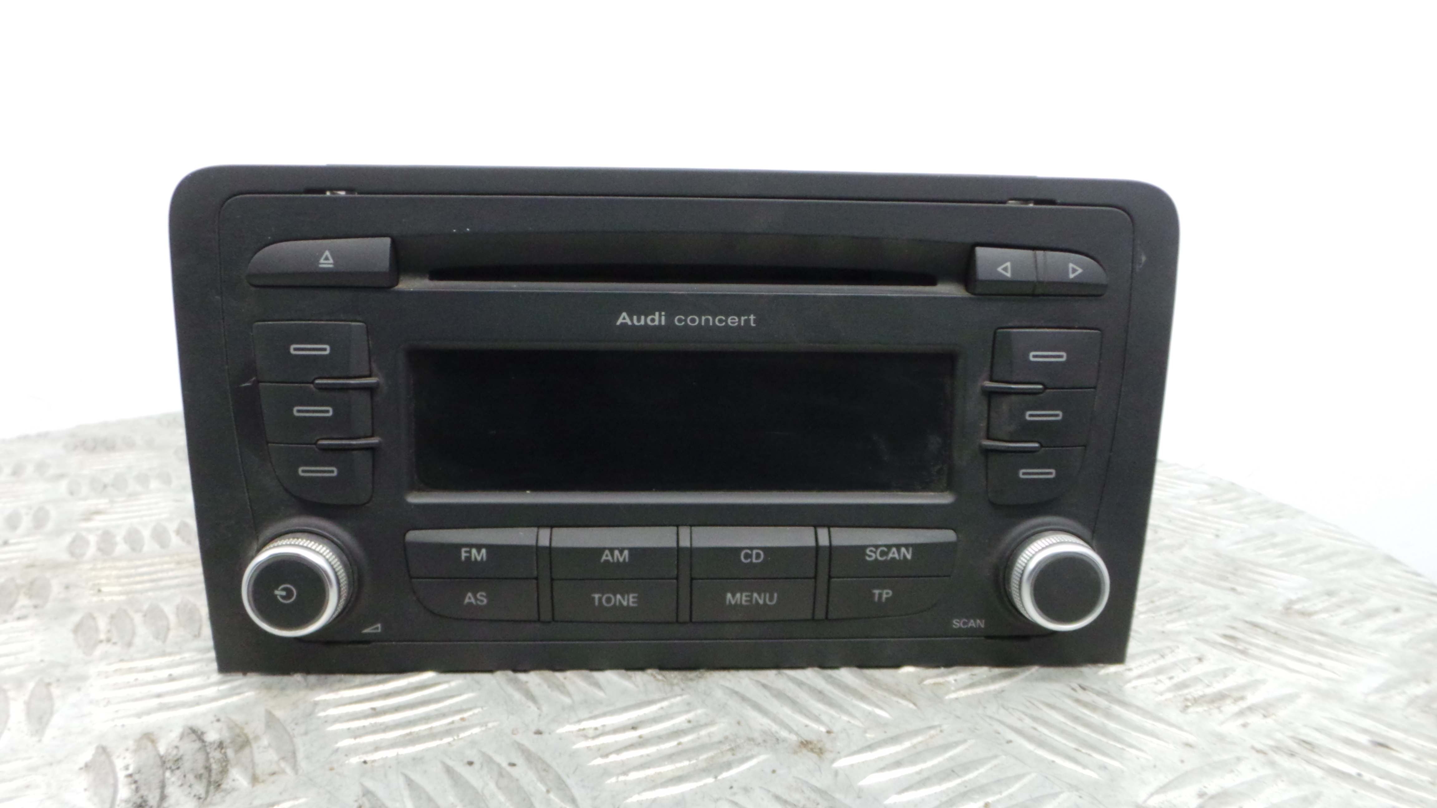 Auto-rádios 8P0035186P - AUDI A3 (8P1)-34193550 Auto-rádios 8P0035186P - AUDI A3 (8P1)-34193550