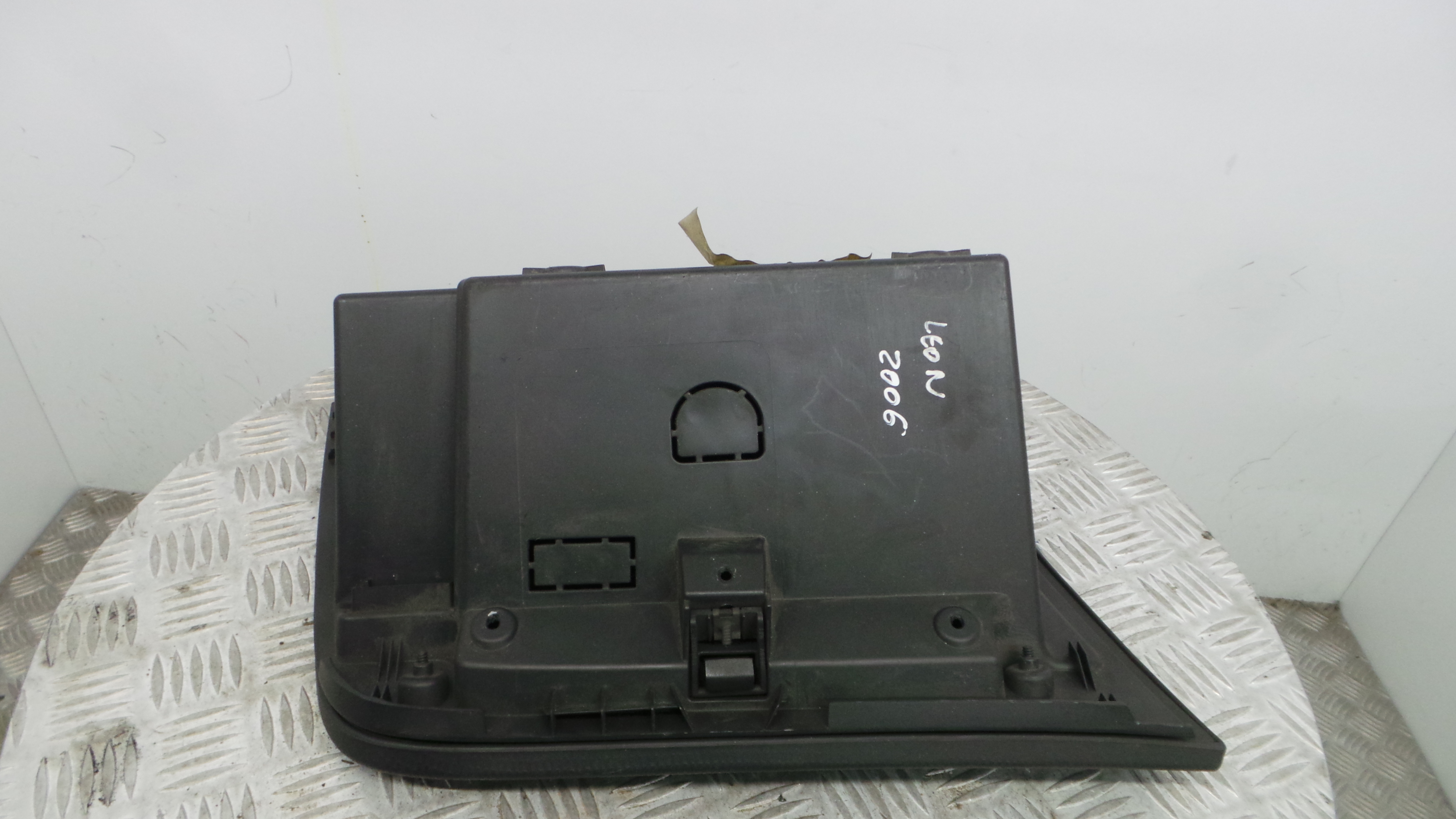 Porta Luvas  1P1857103 - SEAT LEON (1P1)-34919381