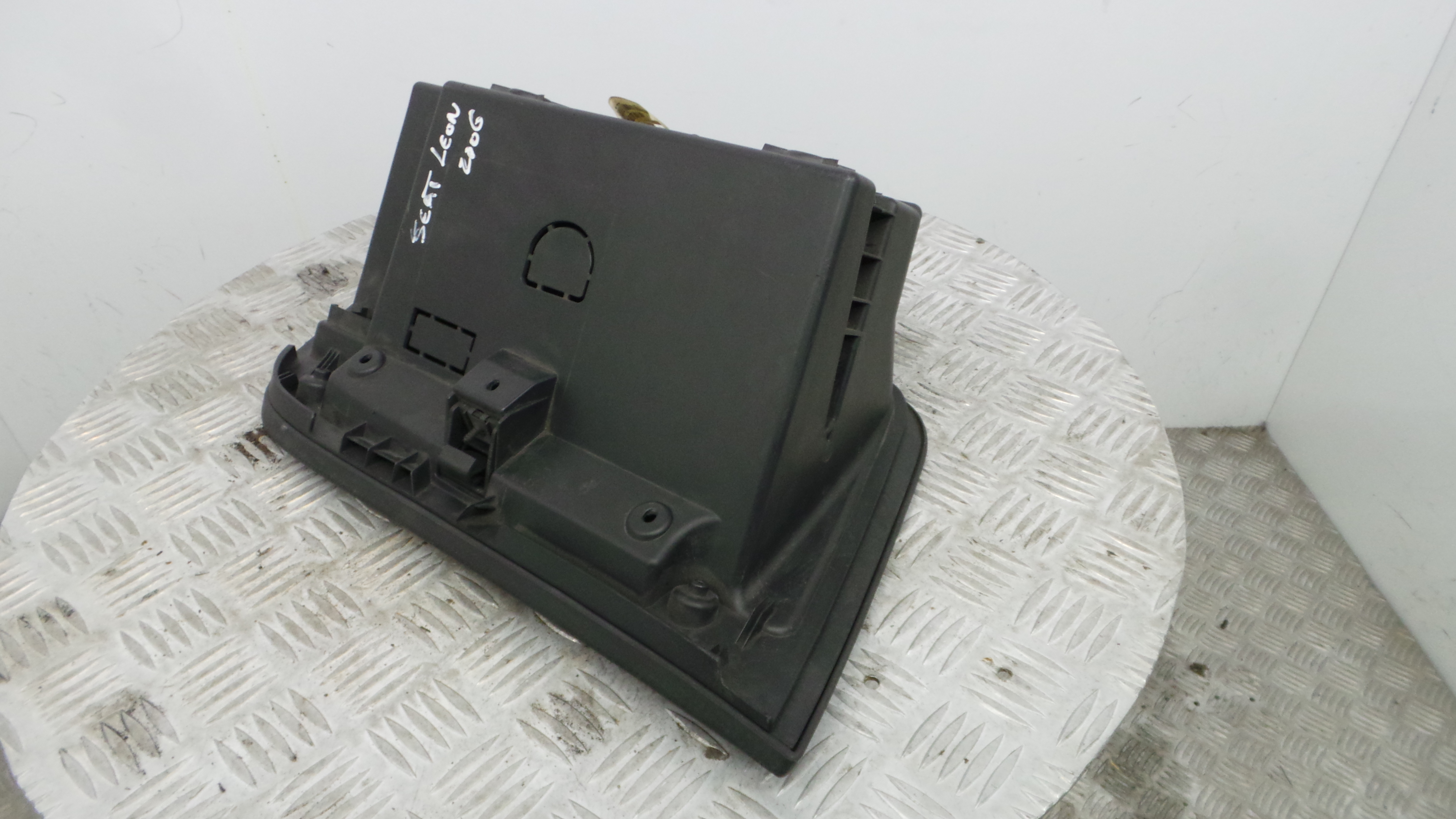 Porta Luvas  1P1857103 - SEAT LEON (1P1)-34919586