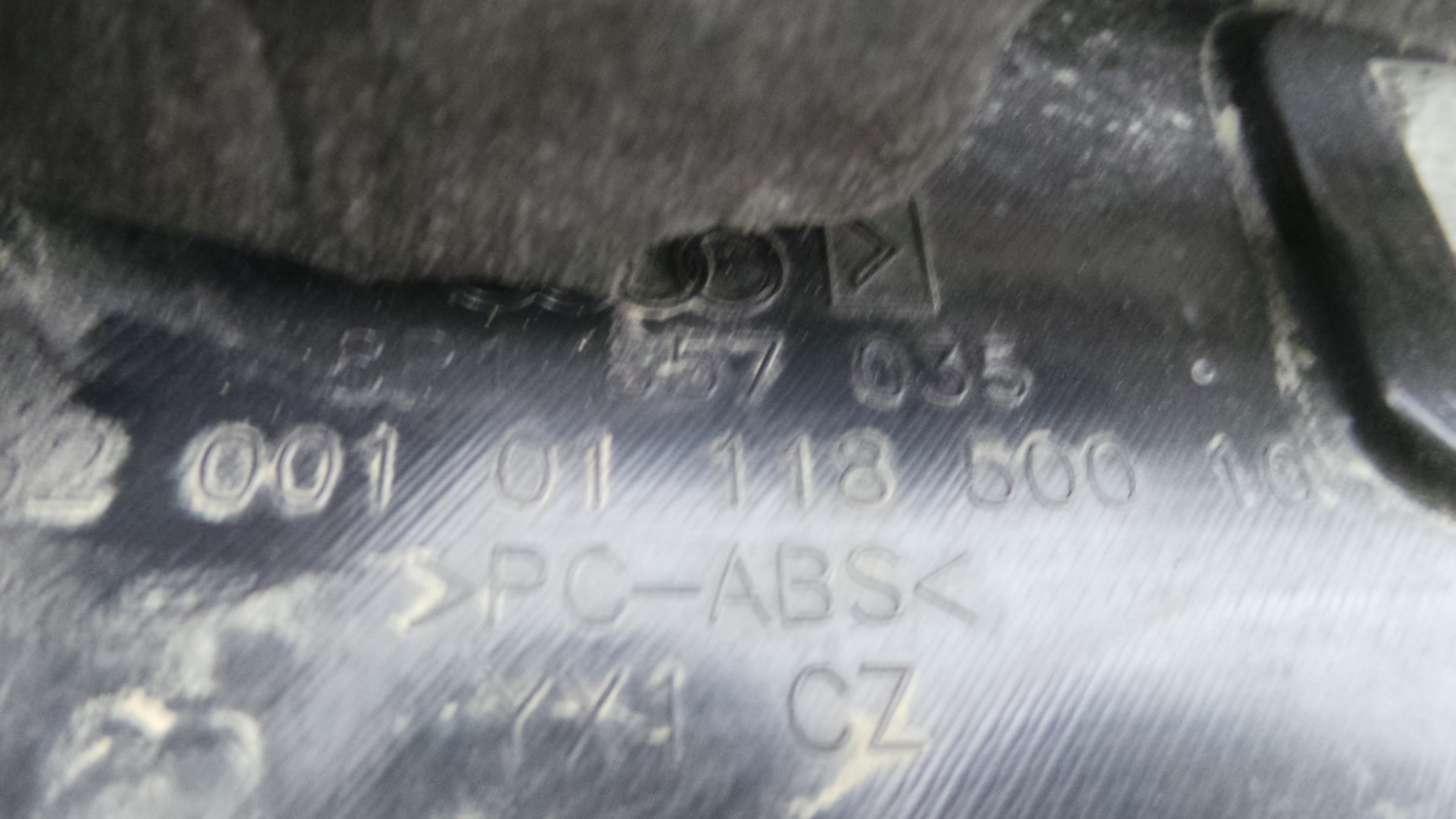 Porta Luvas 8P1857035 - AUDI A3 (8P1)-34919629