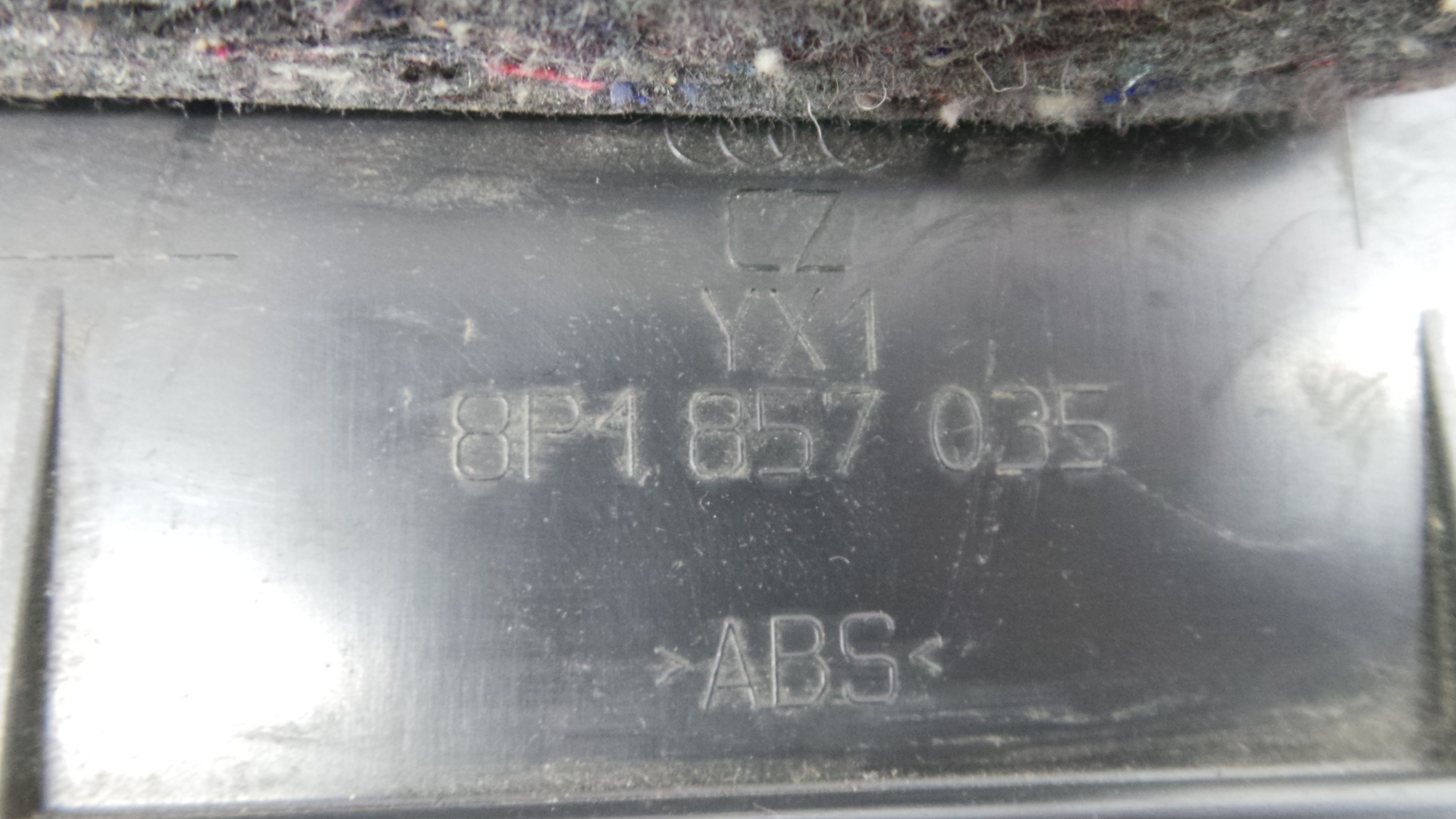 Porta Luvas 8P1857035 - AUDI A3 (8P1)-34919629