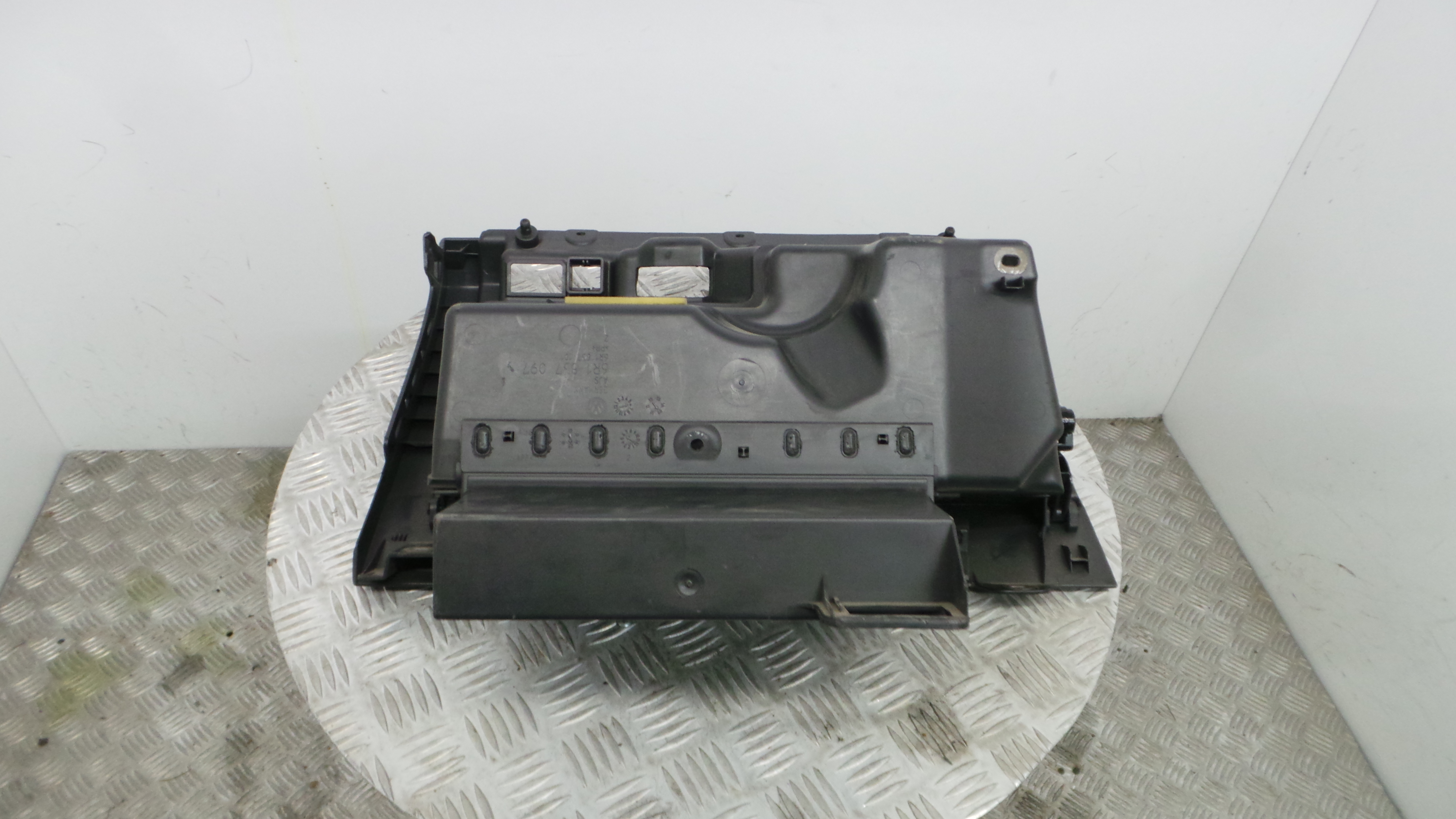 Porta Luvas  6R1857097 - VW POLO (9N_, 9A_)-34919668