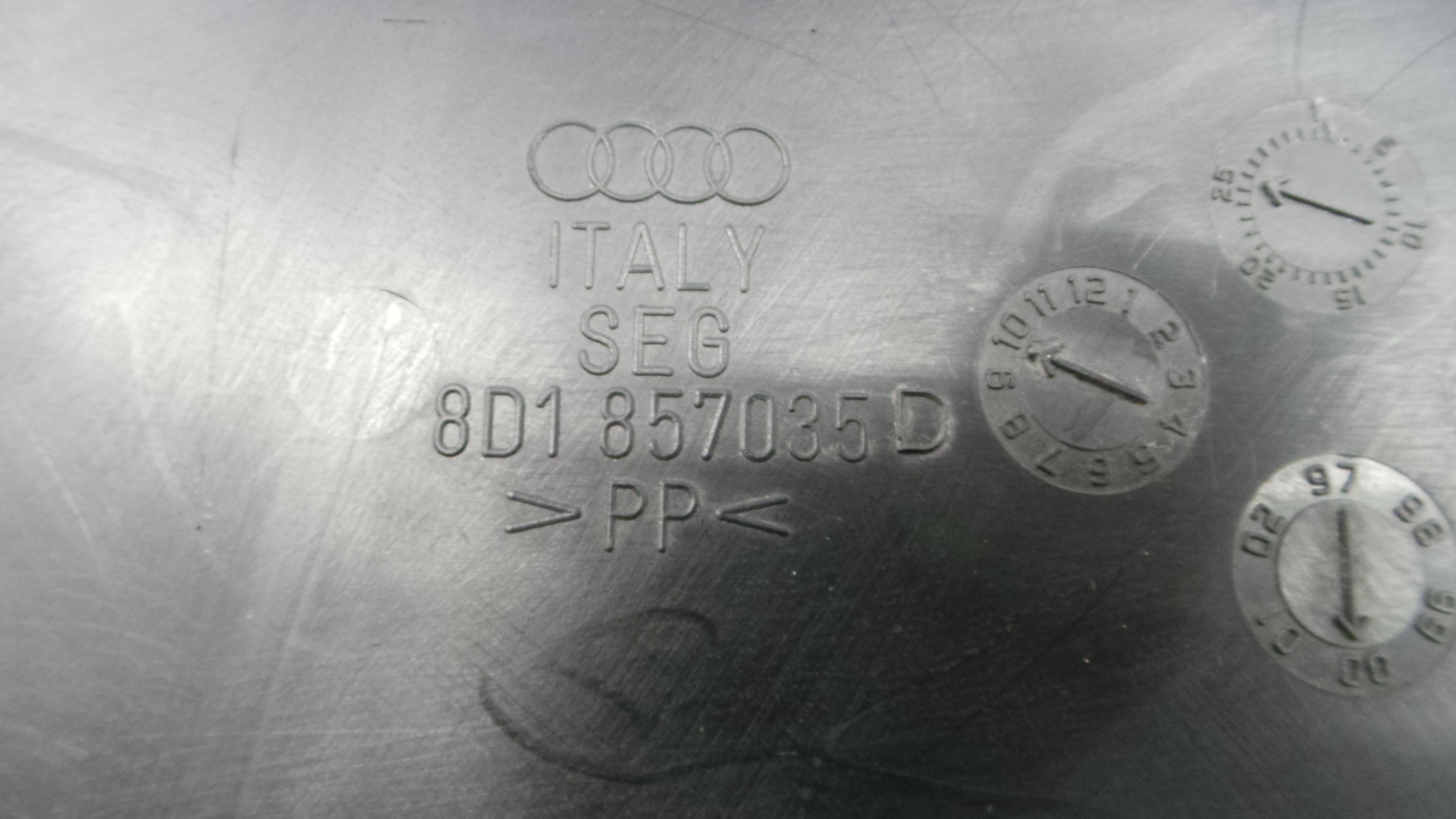 Porta Luvas 8D1857035D - AUDI A4 B6 (8E2)-34919745