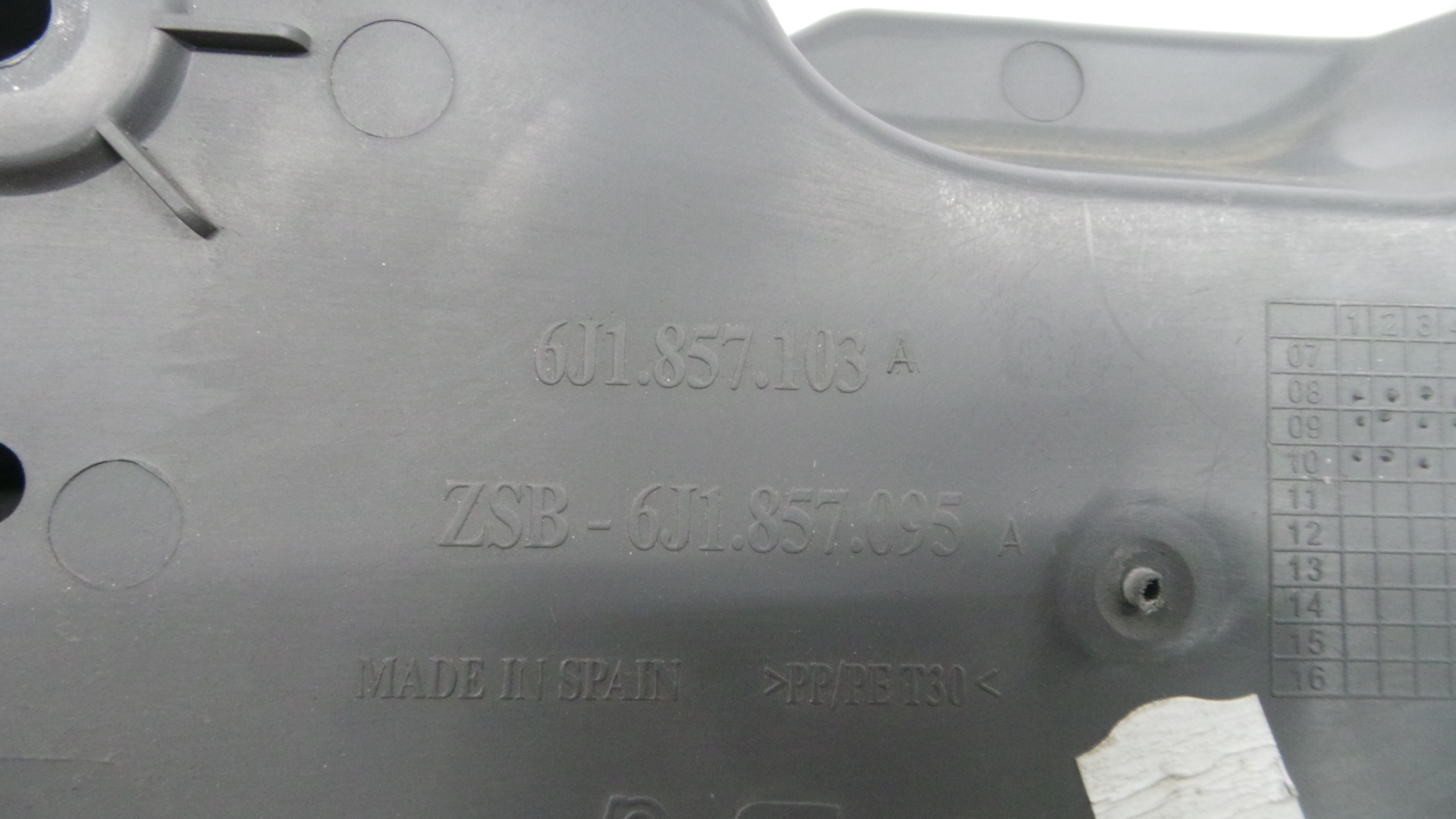 Porta Luvas  6J1857103A - SEAT IBIZA IV (6J5, 6P1), IBIZA Mk IV (6J5, 6P1)-34919804