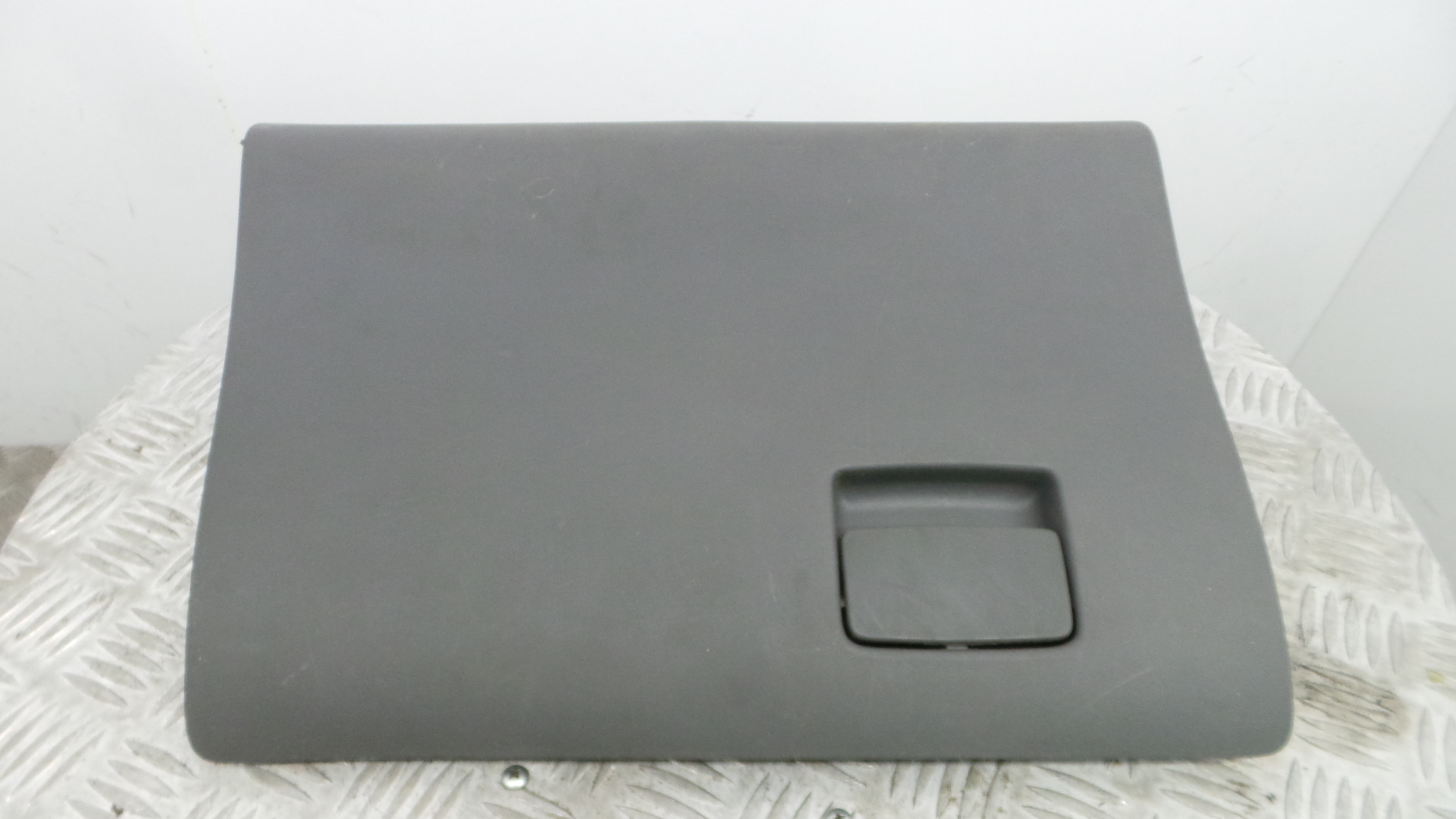 Porta Luvas  6L1857103B - SEAT IBIZA III (6L1), IBIZA Mk III (6L1)-34919819