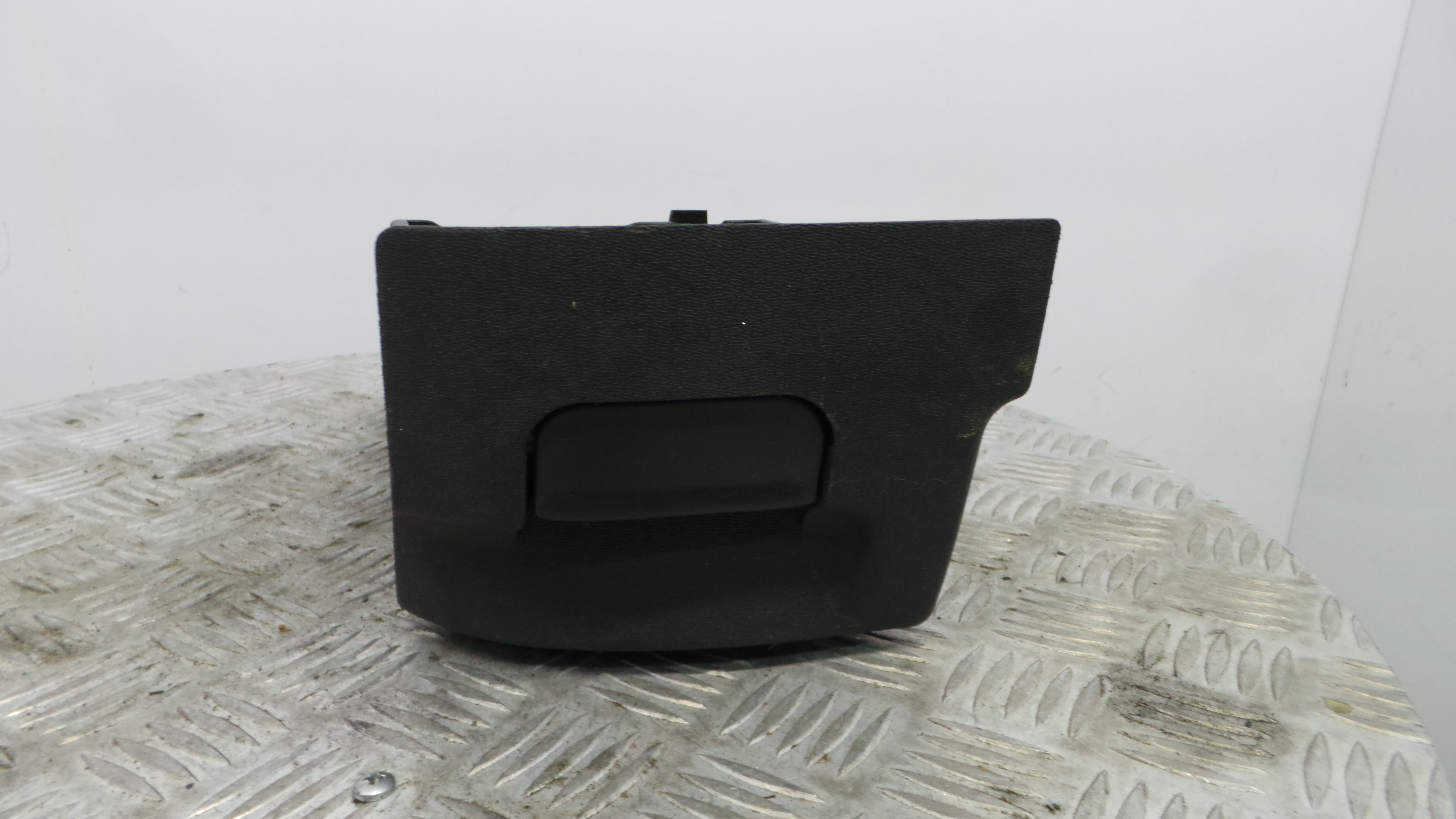 Gaveta Banco 70667R - AUDI A3 (8L1)-34919832