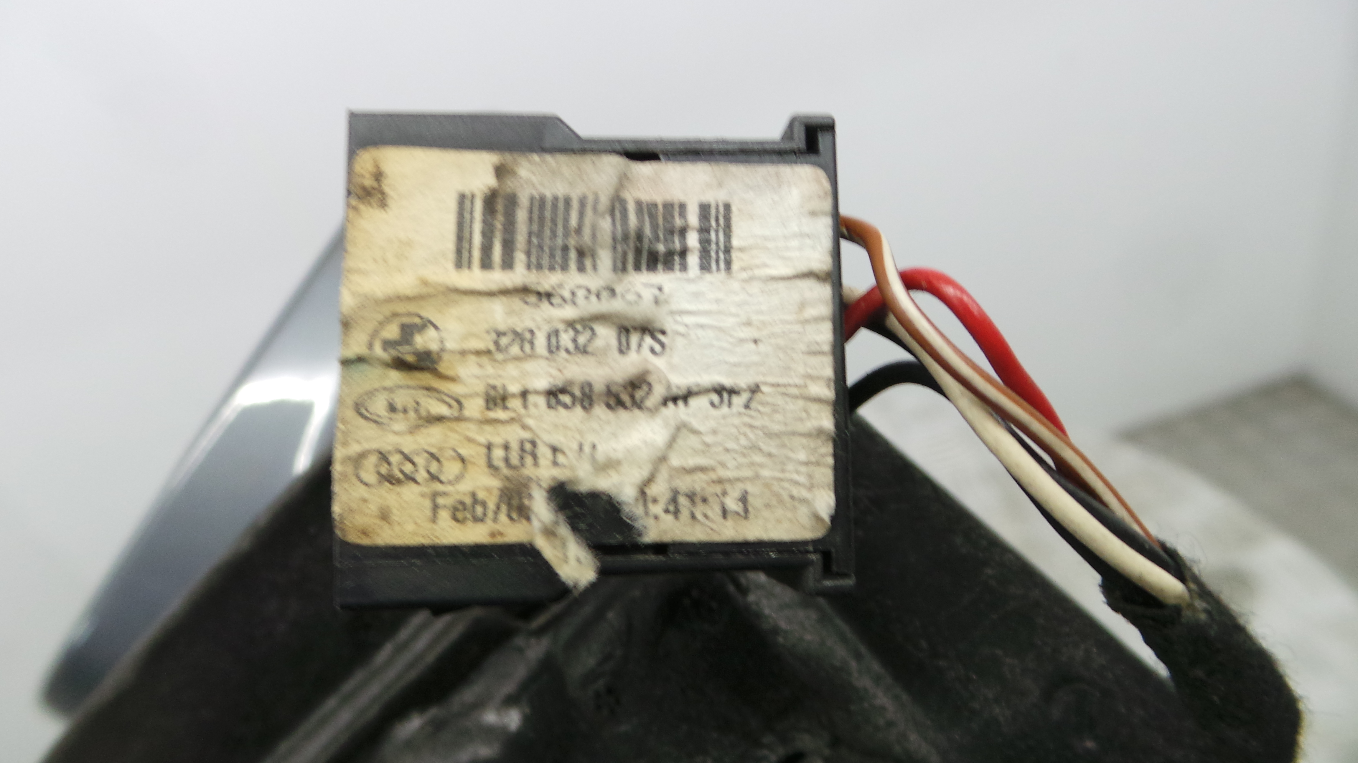 Espelho Retrovisor Dto 8L1858532 - AUDI A3 (8L1)-34923458