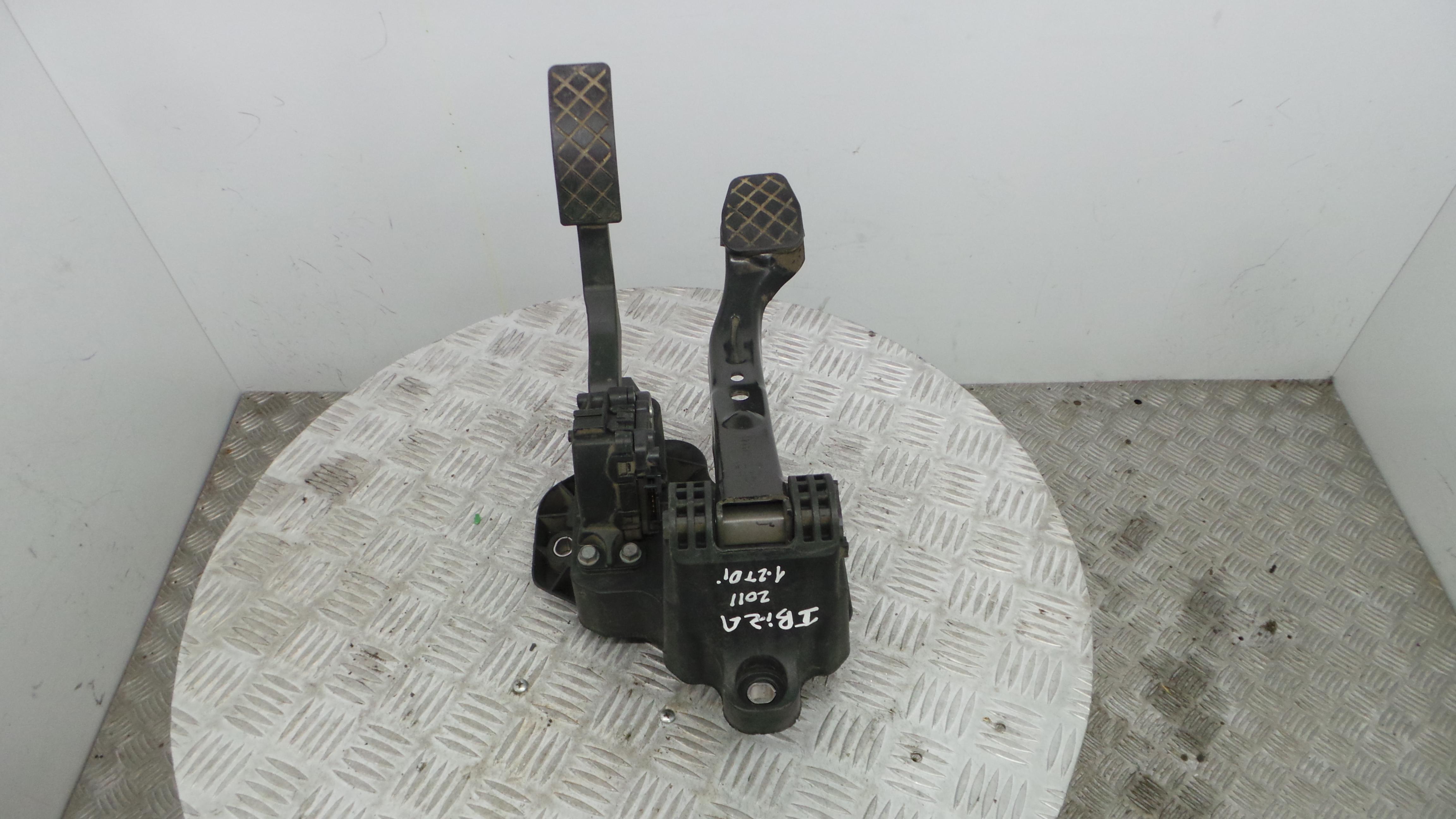 Pedal do Travão 6R1721058 - SEAT IBIZA IV (6J5, 6P1), IBIZA Mk IV (6J5, 6P1)-35052071