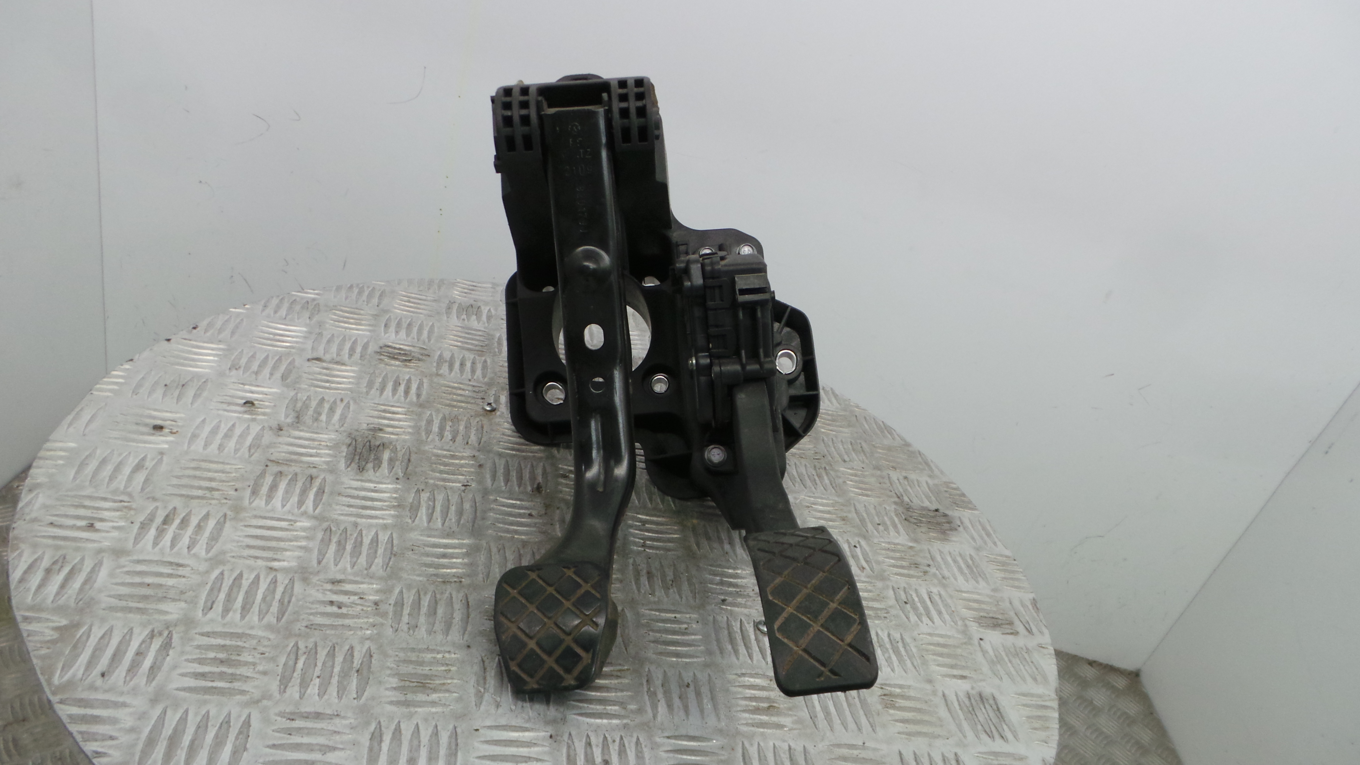 Pedal do Travão 6R1721058 - SEAT IBIZA IV (6J5, 6P1), IBIZA Mk IV (6J5, 6P1)-35052291