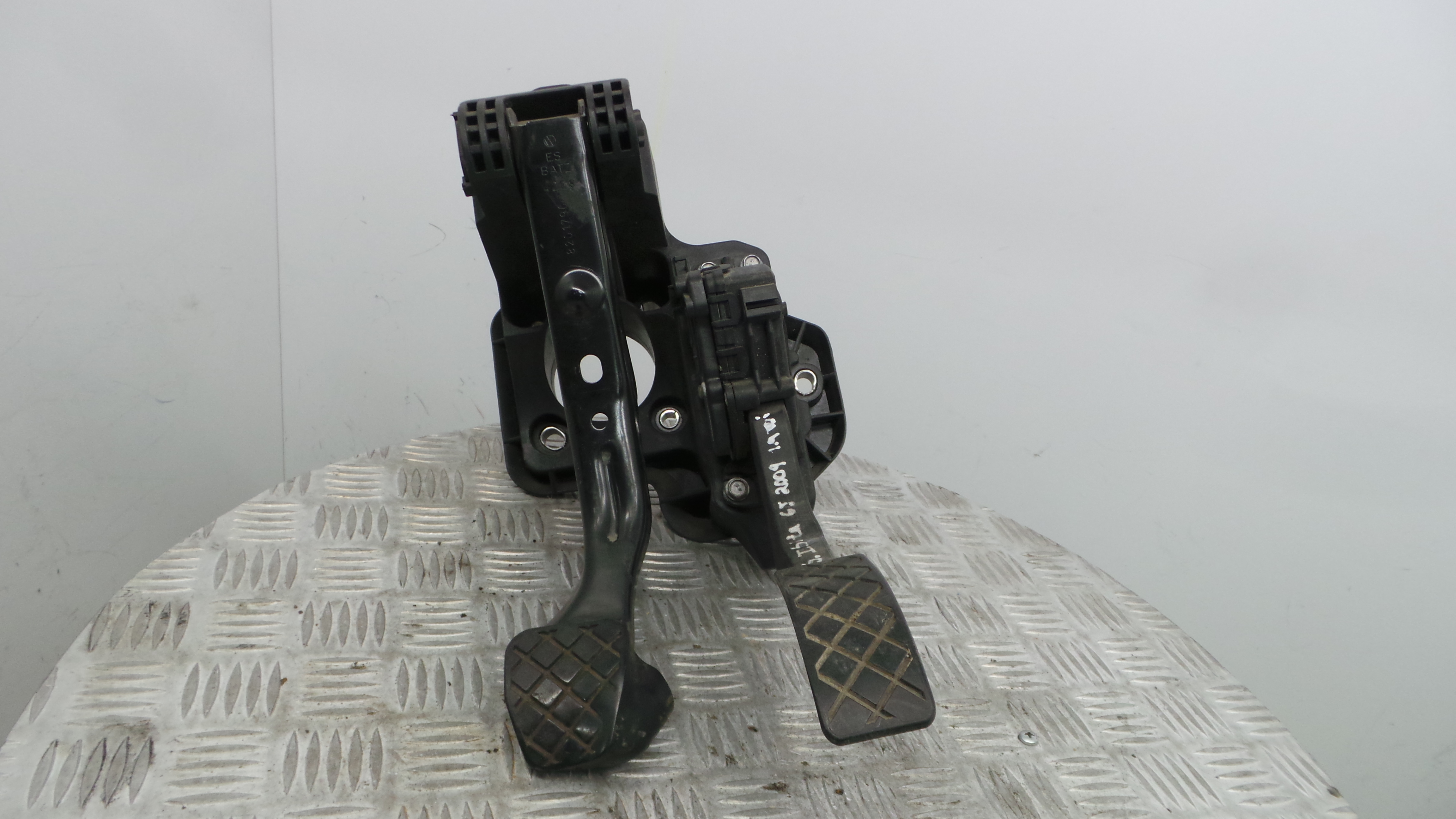 Pedal do Travão 6R1721058 - SEAT IBIZA IV (6J5, 6P1), IBIZA Mk IV (6J5, 6P1)-35052743