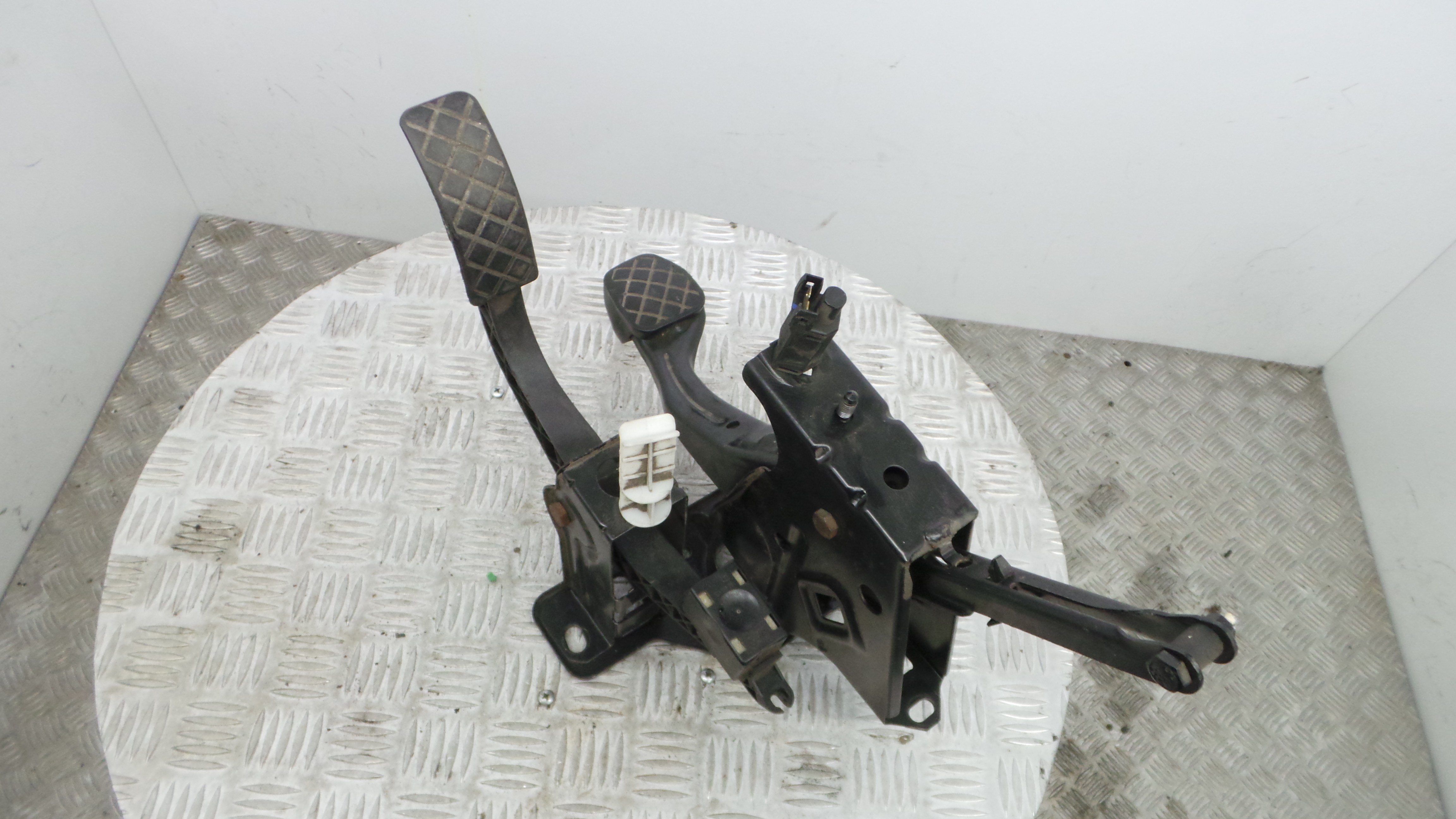 Pedal do Travão 1J1721130B - AUDI A3 (8L1)-35054111