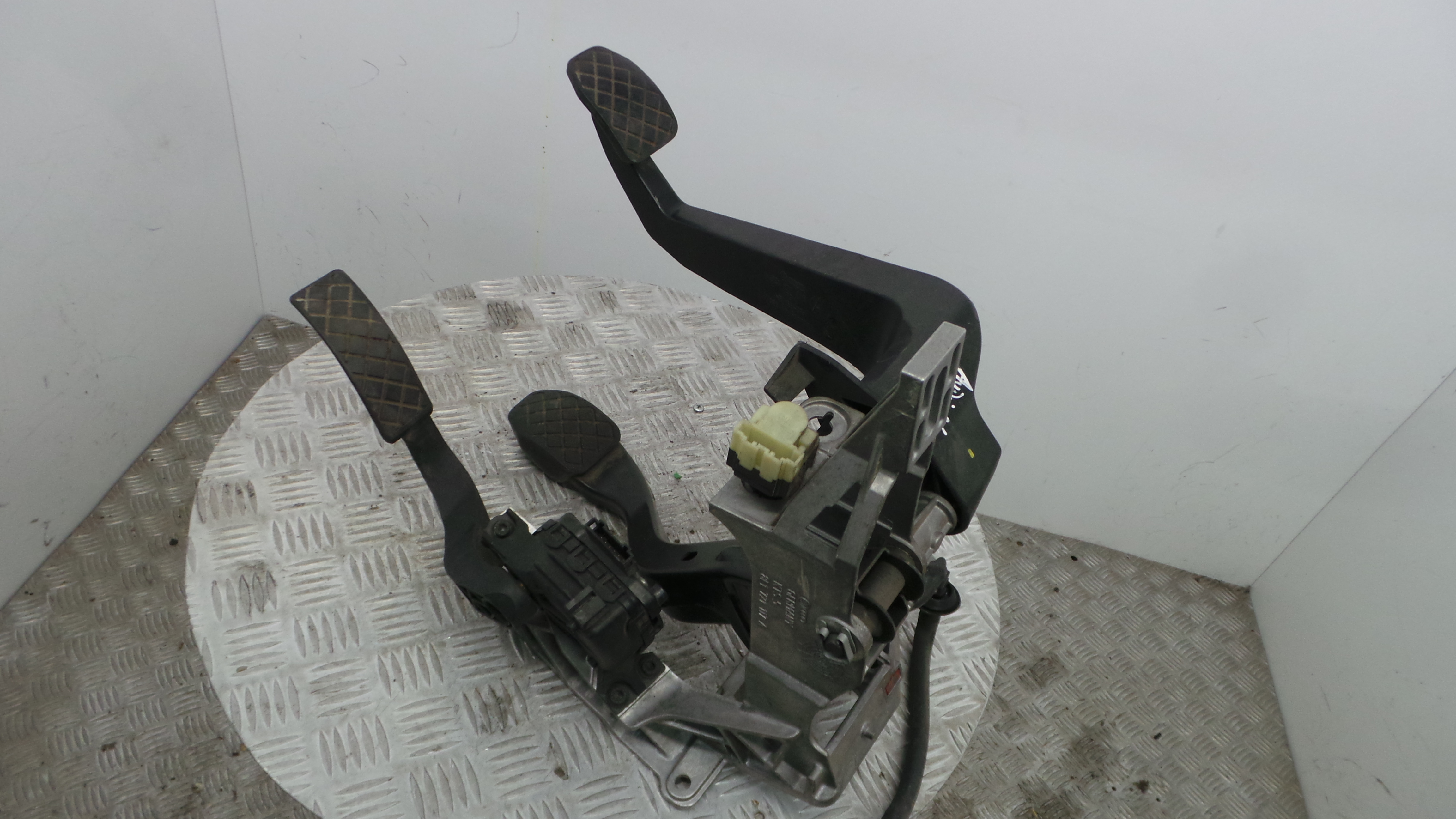 Pedal do Travão 8E1721117A - AUDI A4 B6 (8E2)-35056174