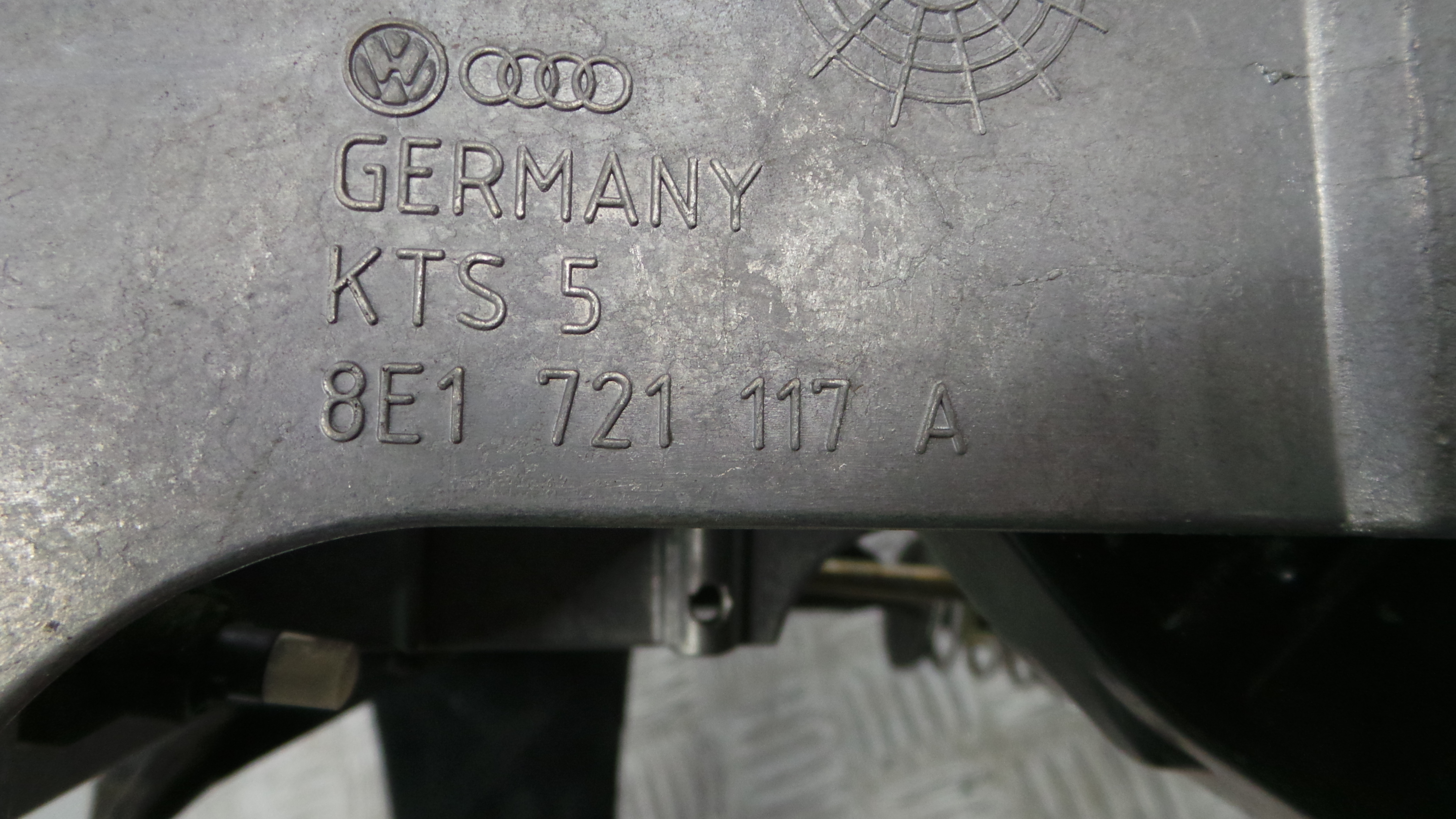 Pedal do Travão 8E1721117A - AUDI A4 B6 (8E2)-35056174