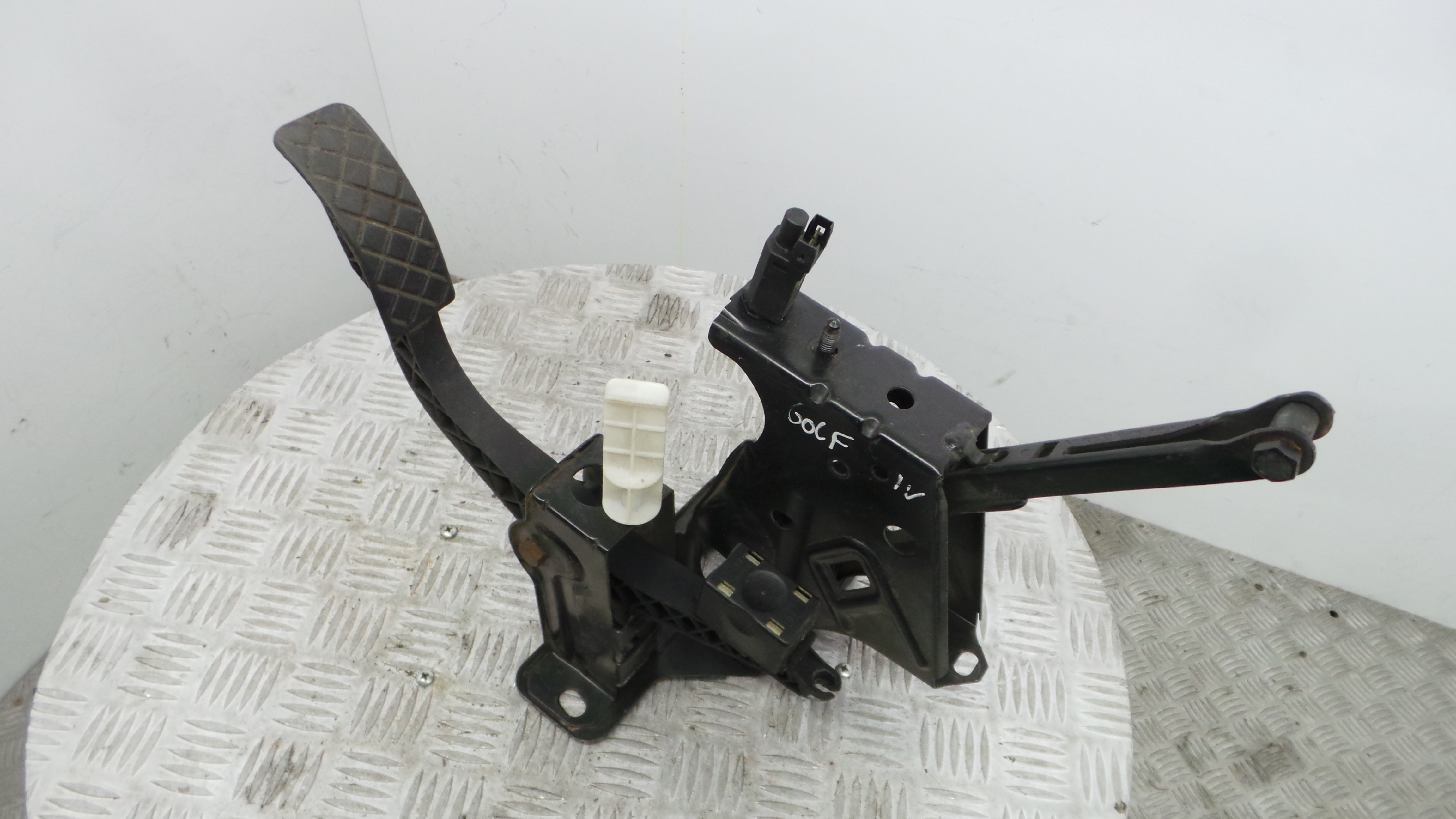 Pedal do Travão 1J1721511C - VW GOLF IV (1J1), GOLF Mk IV (1J1)-35057801