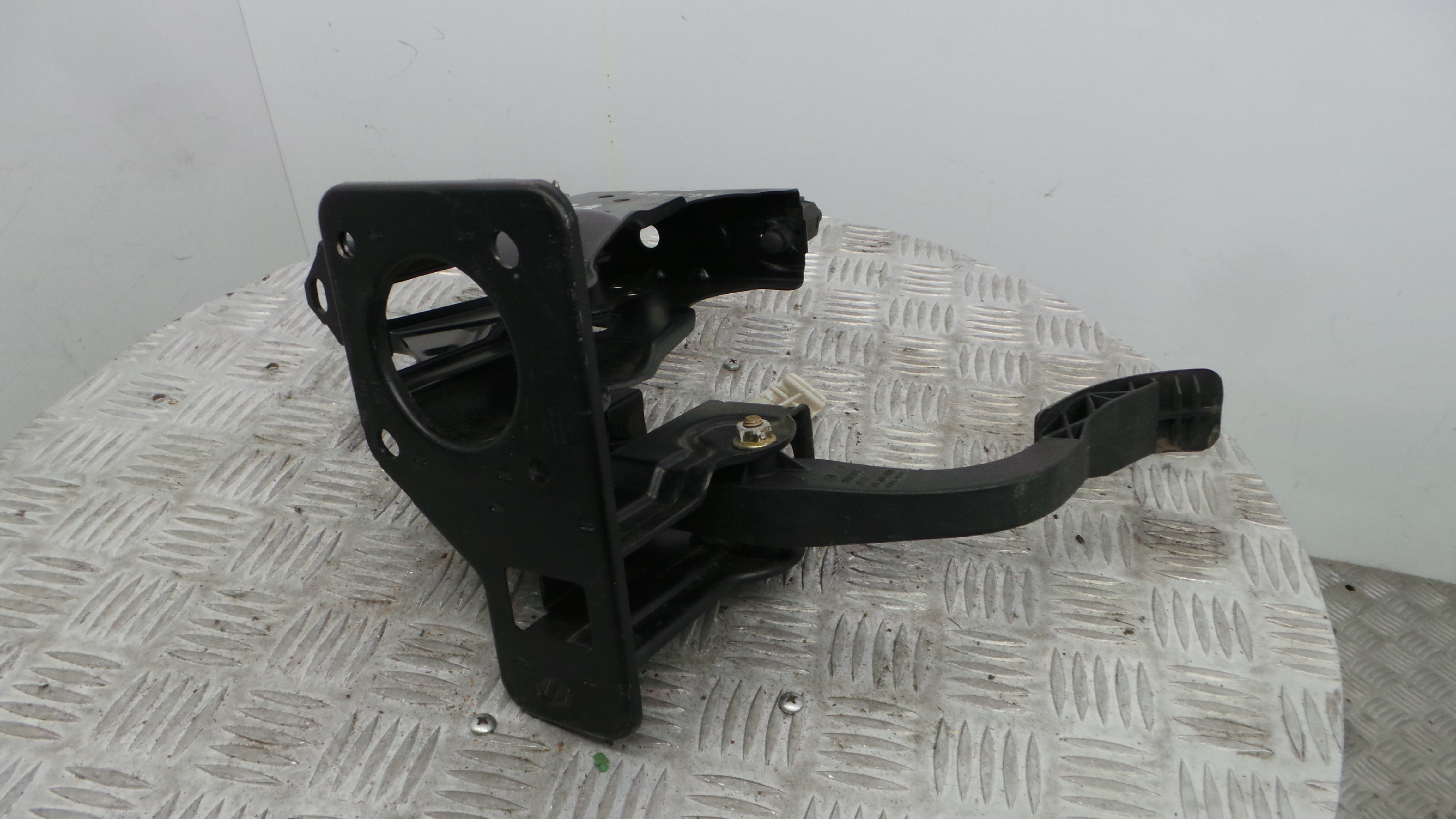 Pedal do Travão 1J1721511C - VW GOLF IV (1J1), GOLF Mk IV (1J1)-35057801