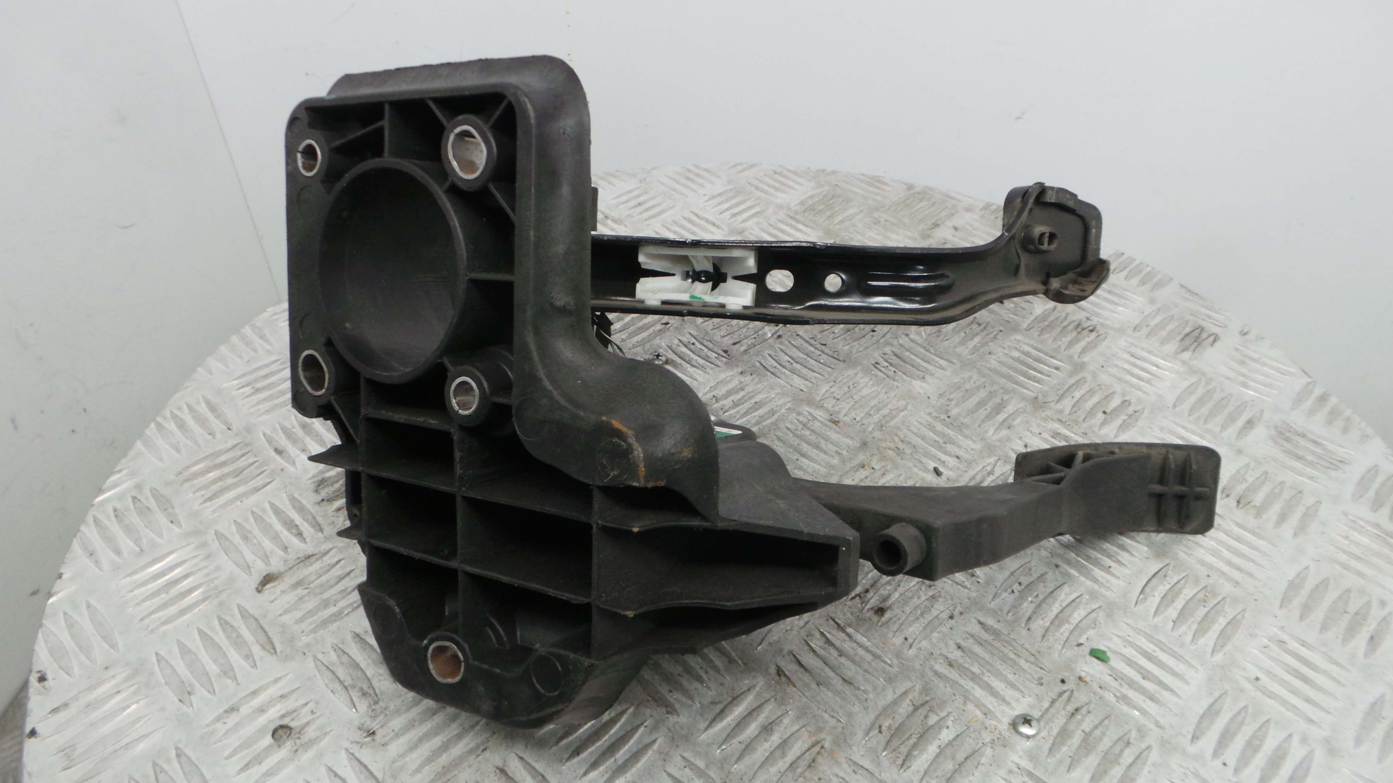 Pedal do Travão 6R1721058 - SEAT IBIZA IV (6J5, 6P1), IBIZA Mk IV (6J5, 6P1)-35057979