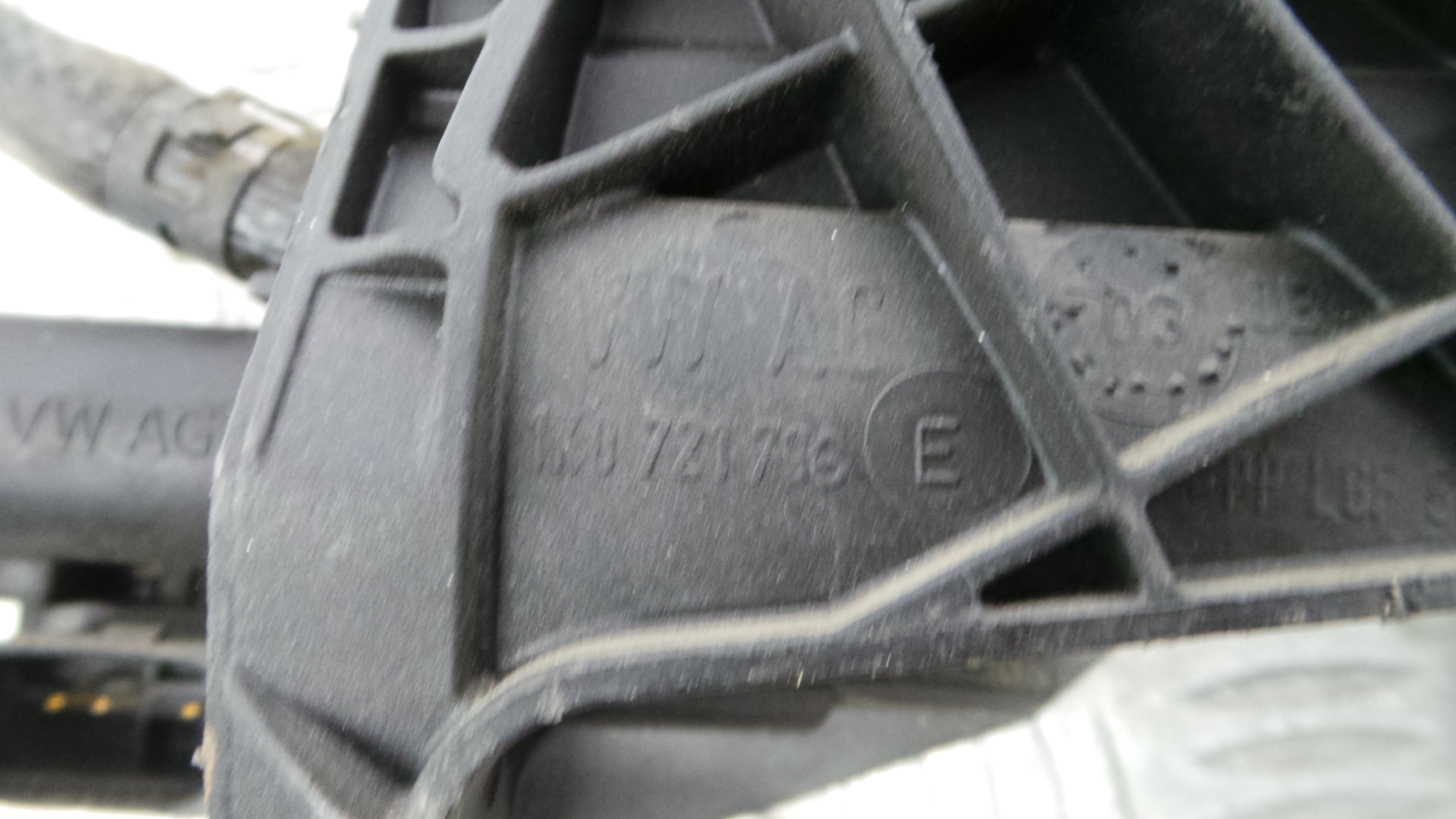 Pedal de Embraiagem 1K1721059AE - AUDI A3 (8P1)-35059435