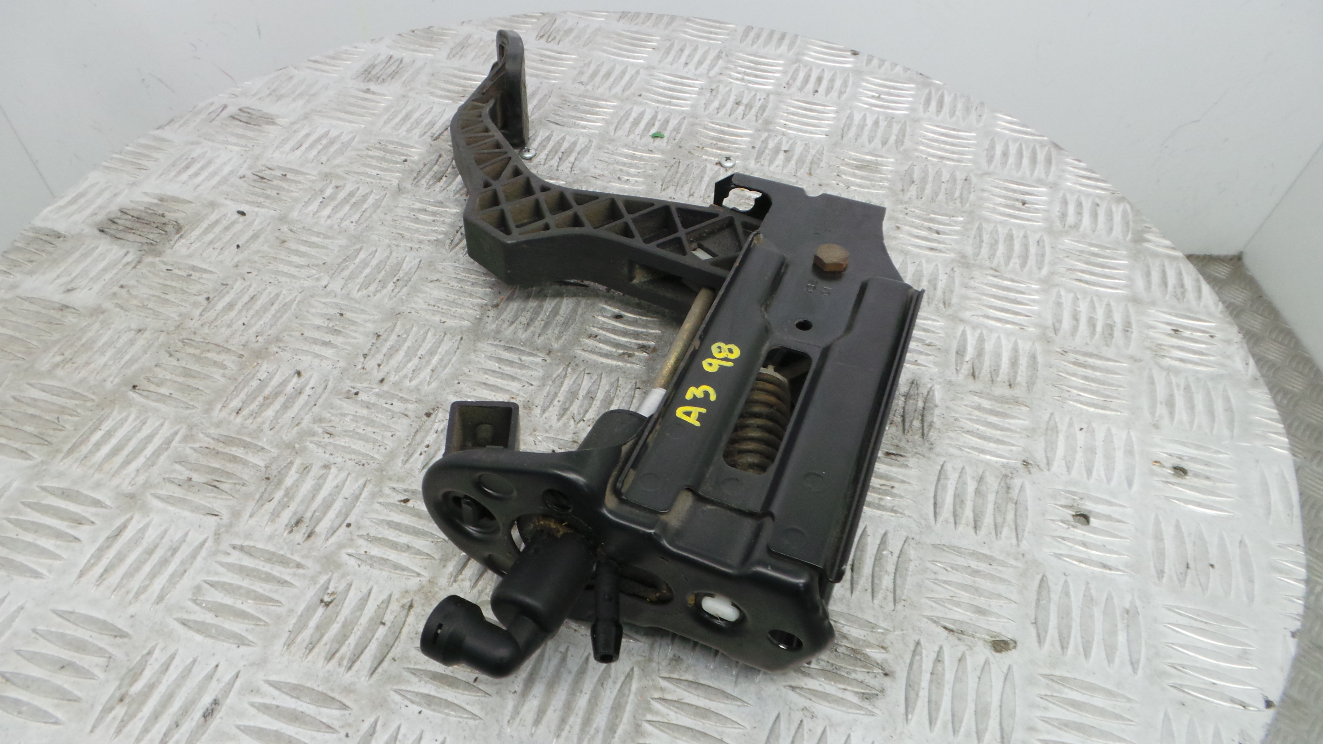 Pedal de Embraiagem 1J1721373C - AUDI A3 (8L1)-35062370