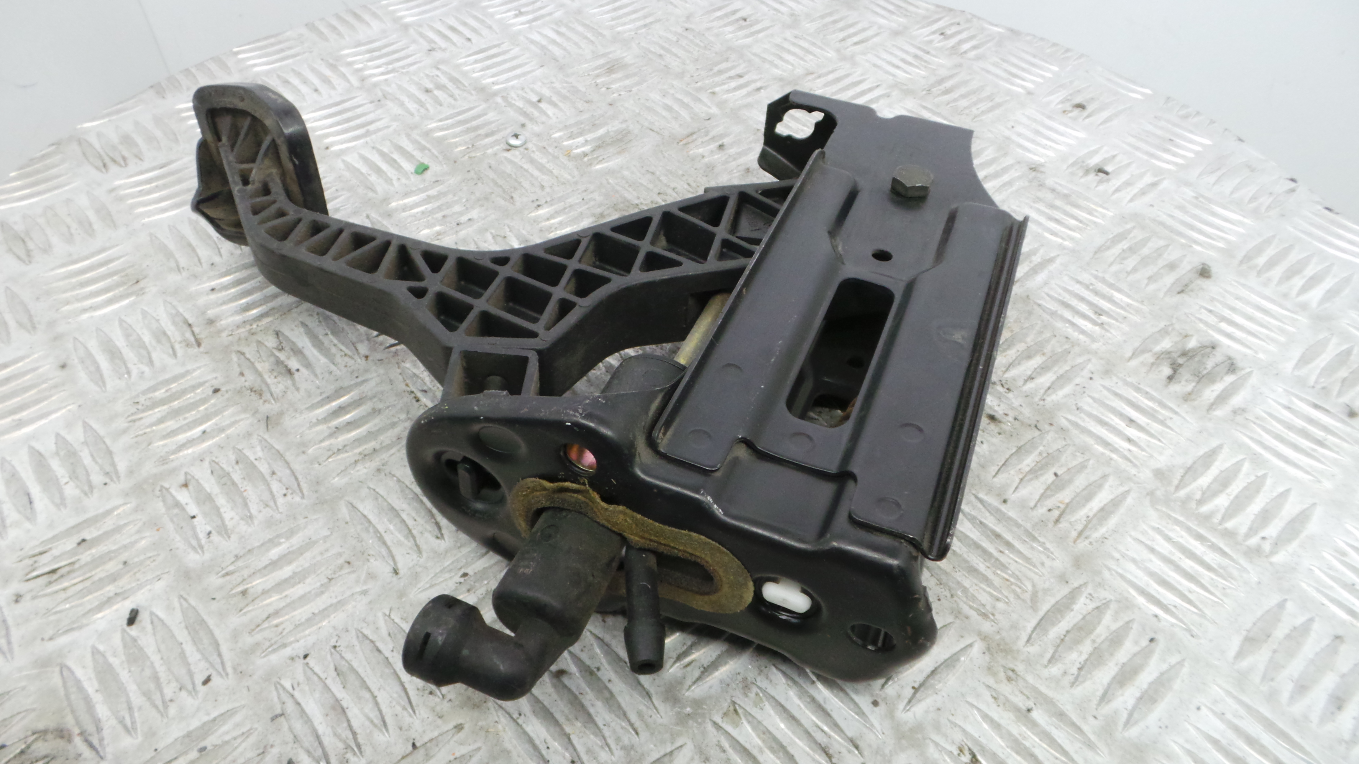 Pedal de Embraiagem 1J1721373C - AUDI A3 (8L1)-35062762