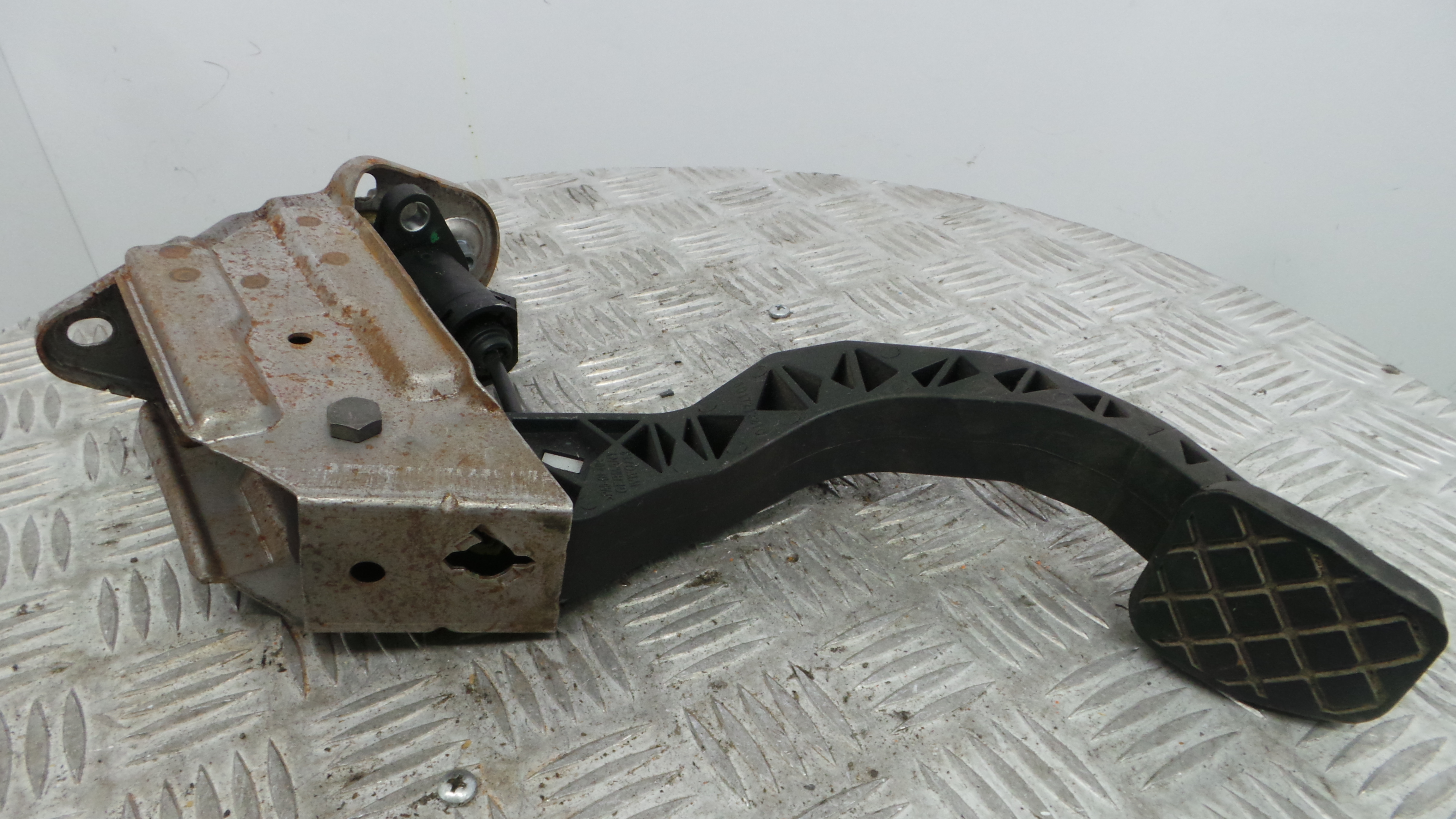 Pedal de Embraiagem 6Q1721059AJ - SEAT IBIZA III (6L1), IBIZA Mk III (6L1)-35063181