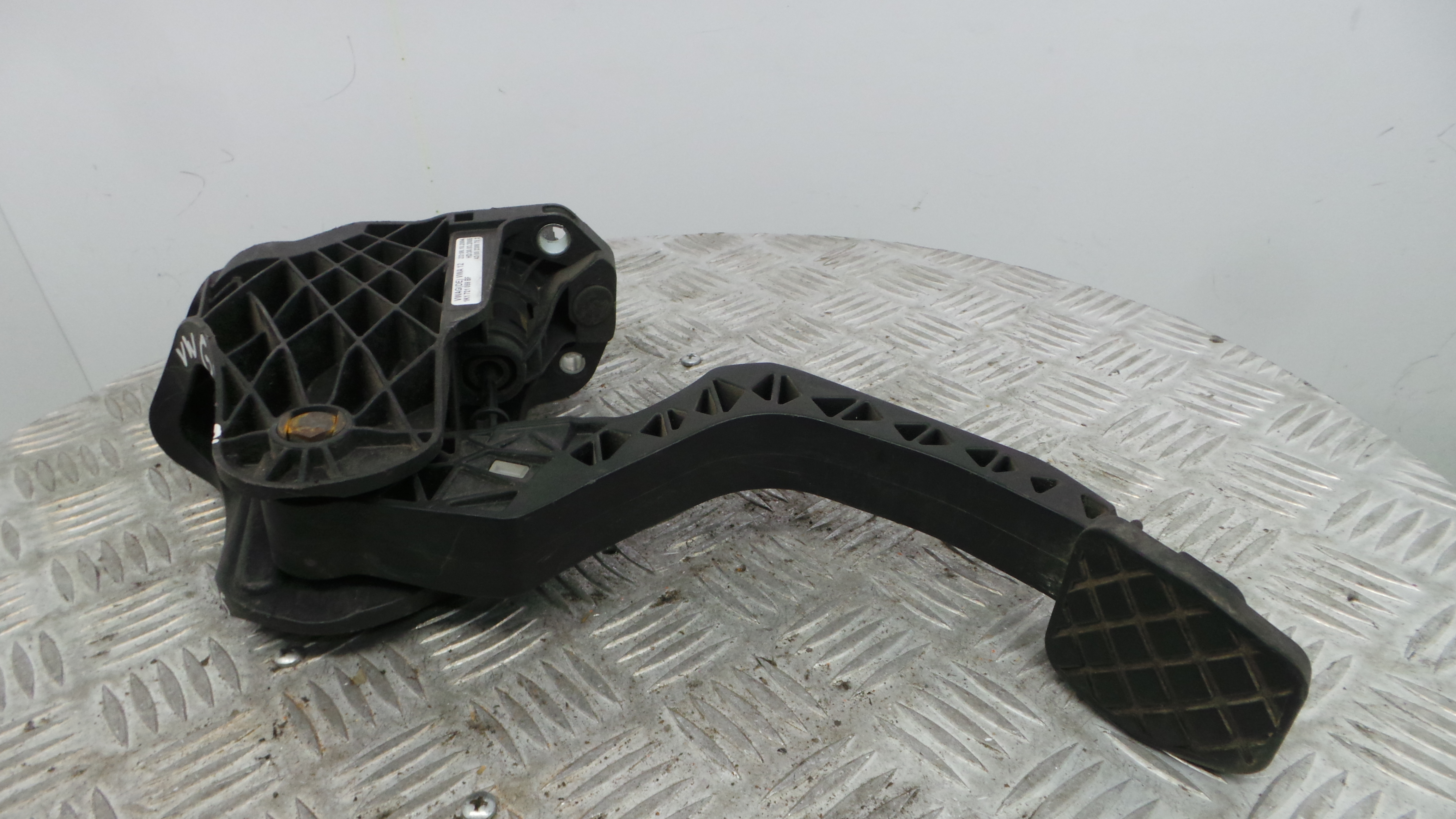 Pedal de Embraiagem 1K1721059BF - VW GOLF V (1K1)-35064759